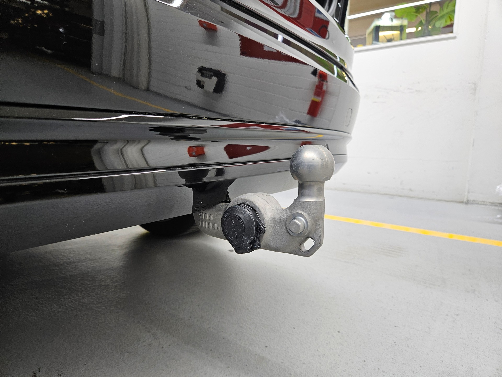 VOLVO XC90 T8 eAWD PluginHybrid Plus Dark Geartronic-image-18