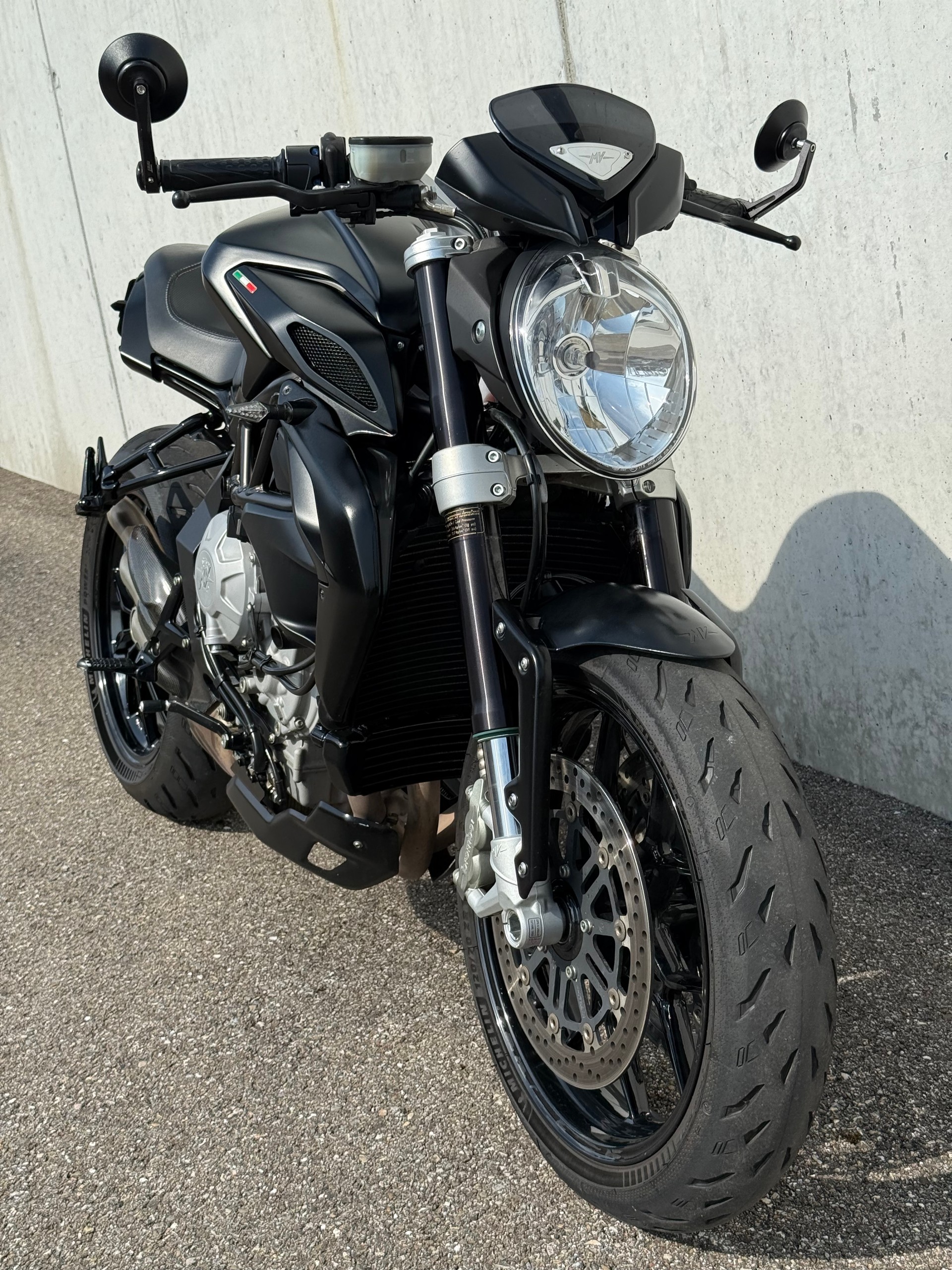 MV AGUSTA Dragster 800 ABS-image-2
