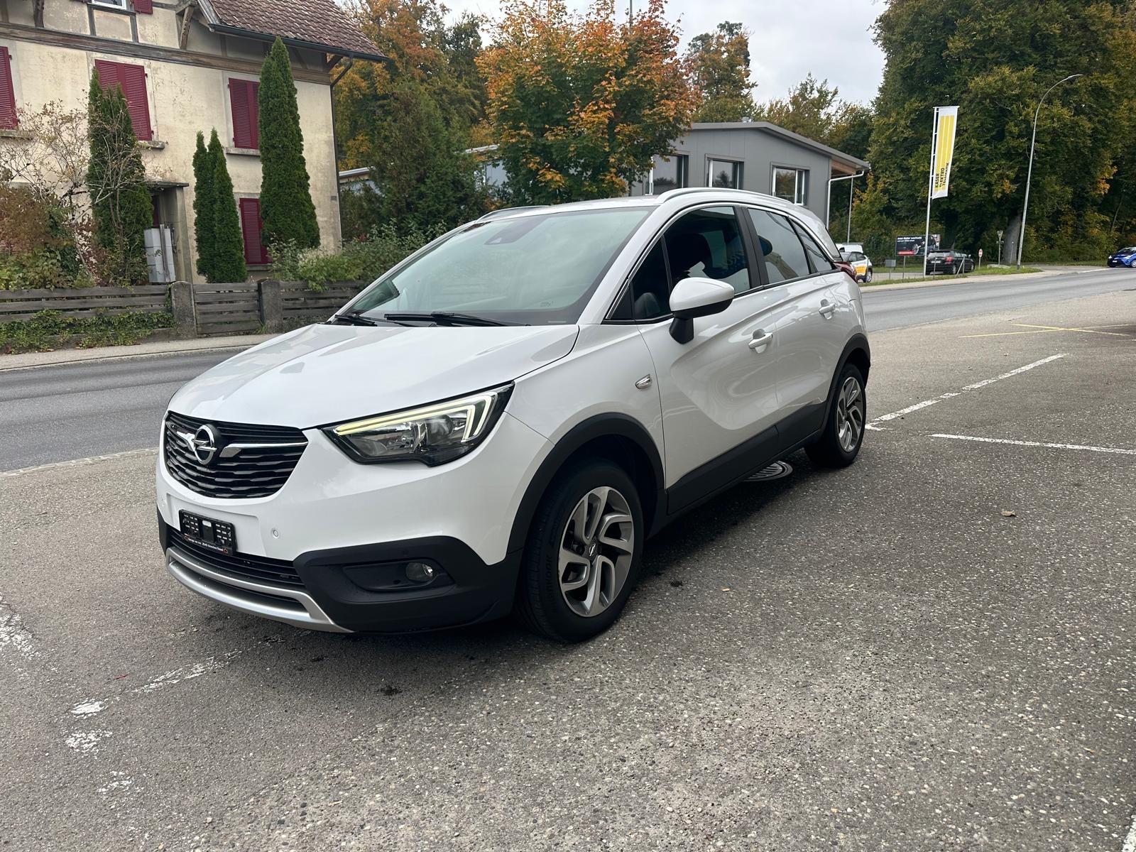 OPEL Crossland X 1.2i Excellence-showroom-element-1