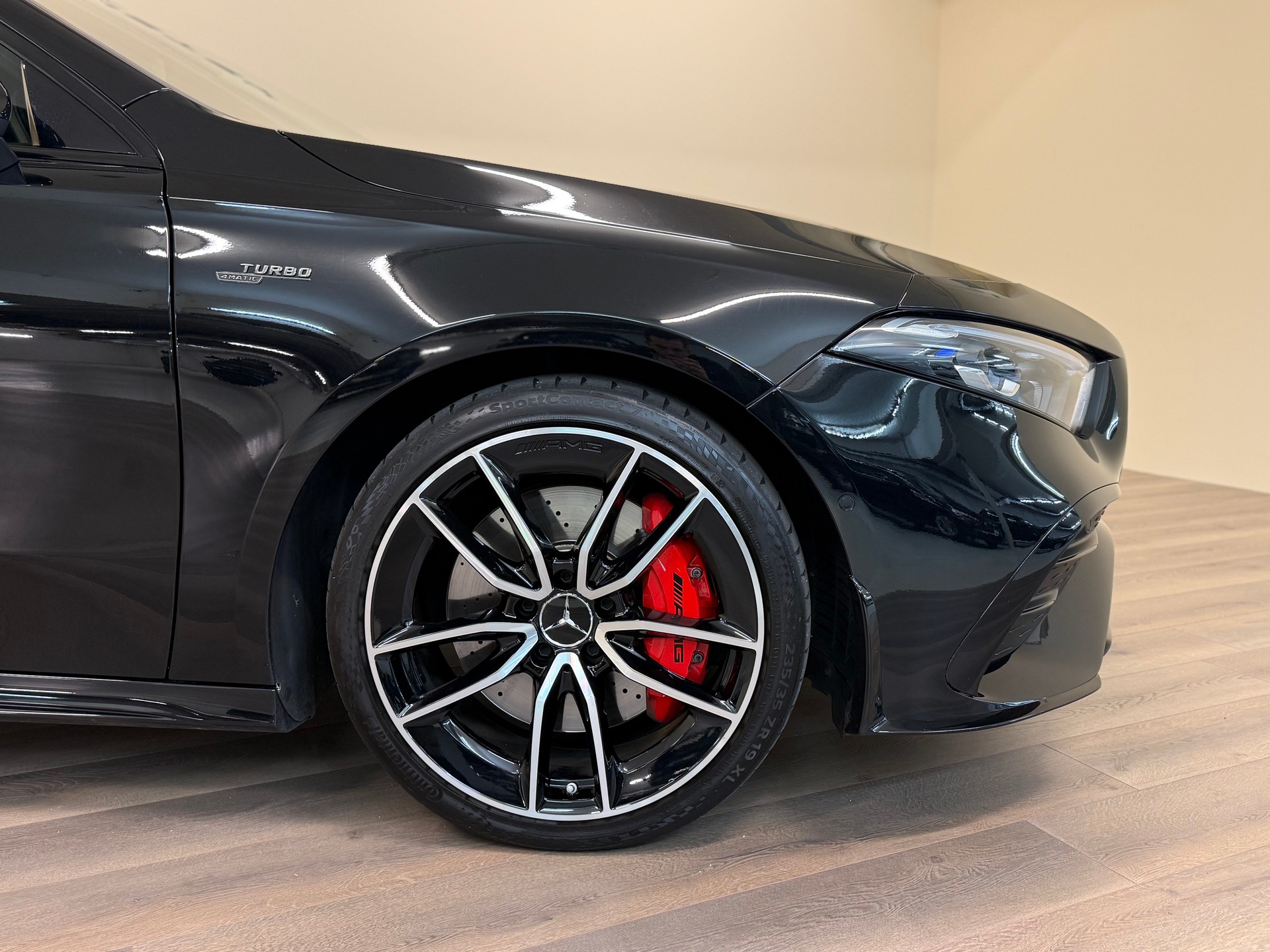 MERCEDES-BENZ A AMG 35 4Matic 8G-DCT-image-30