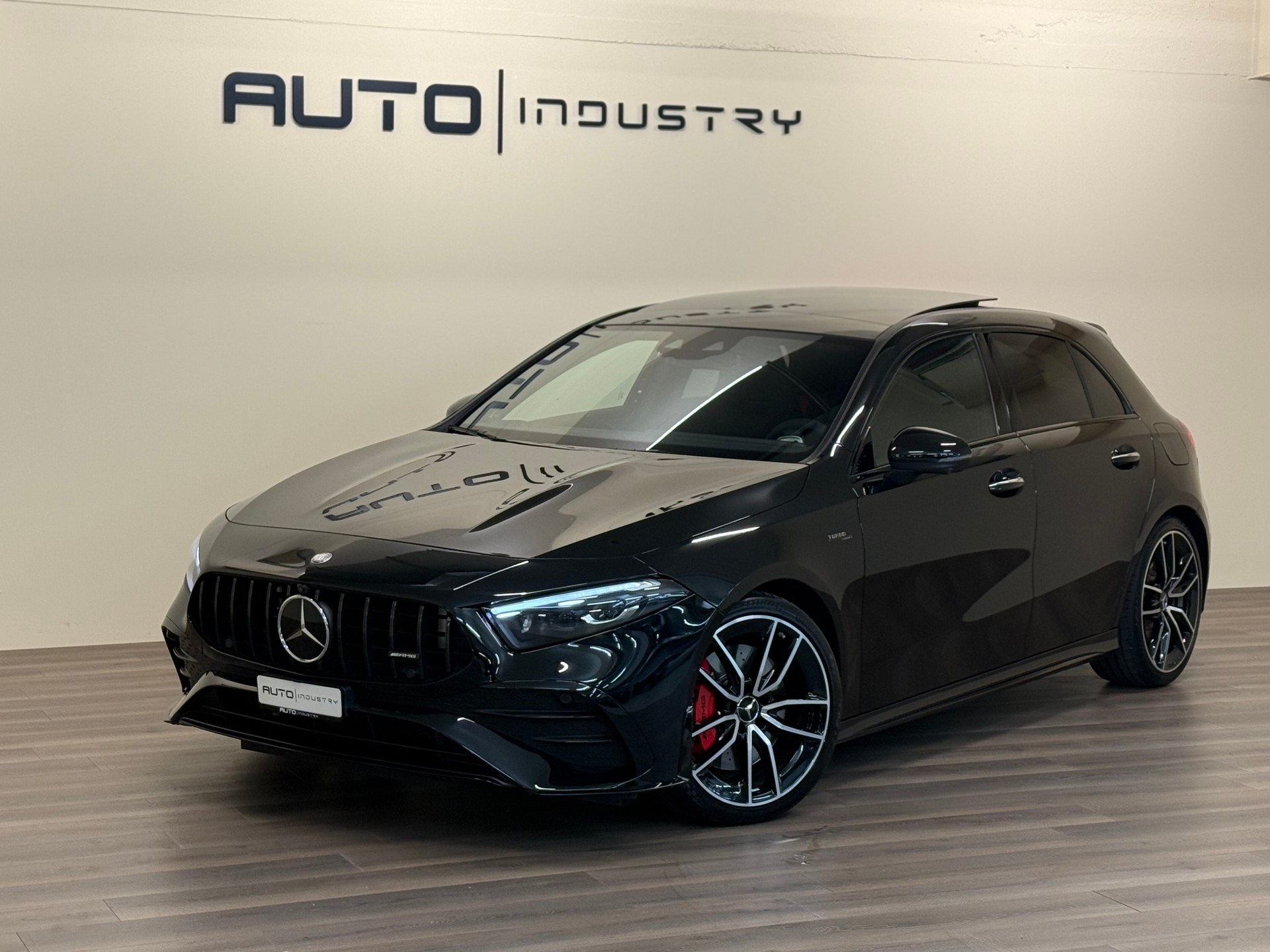 MERCEDES-BENZ A AMG 35 4Matic 8G-DCT