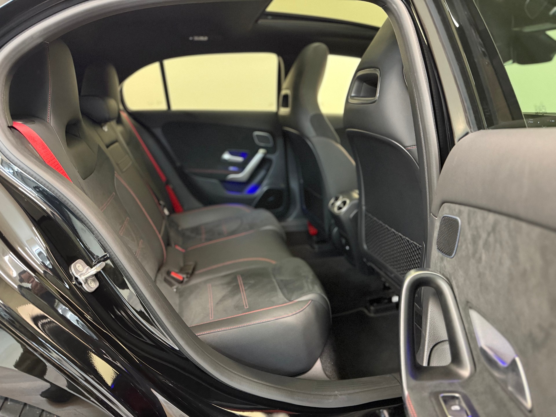MERCEDES-BENZ A AMG 35 4Matic 8G-DCT-image-28
