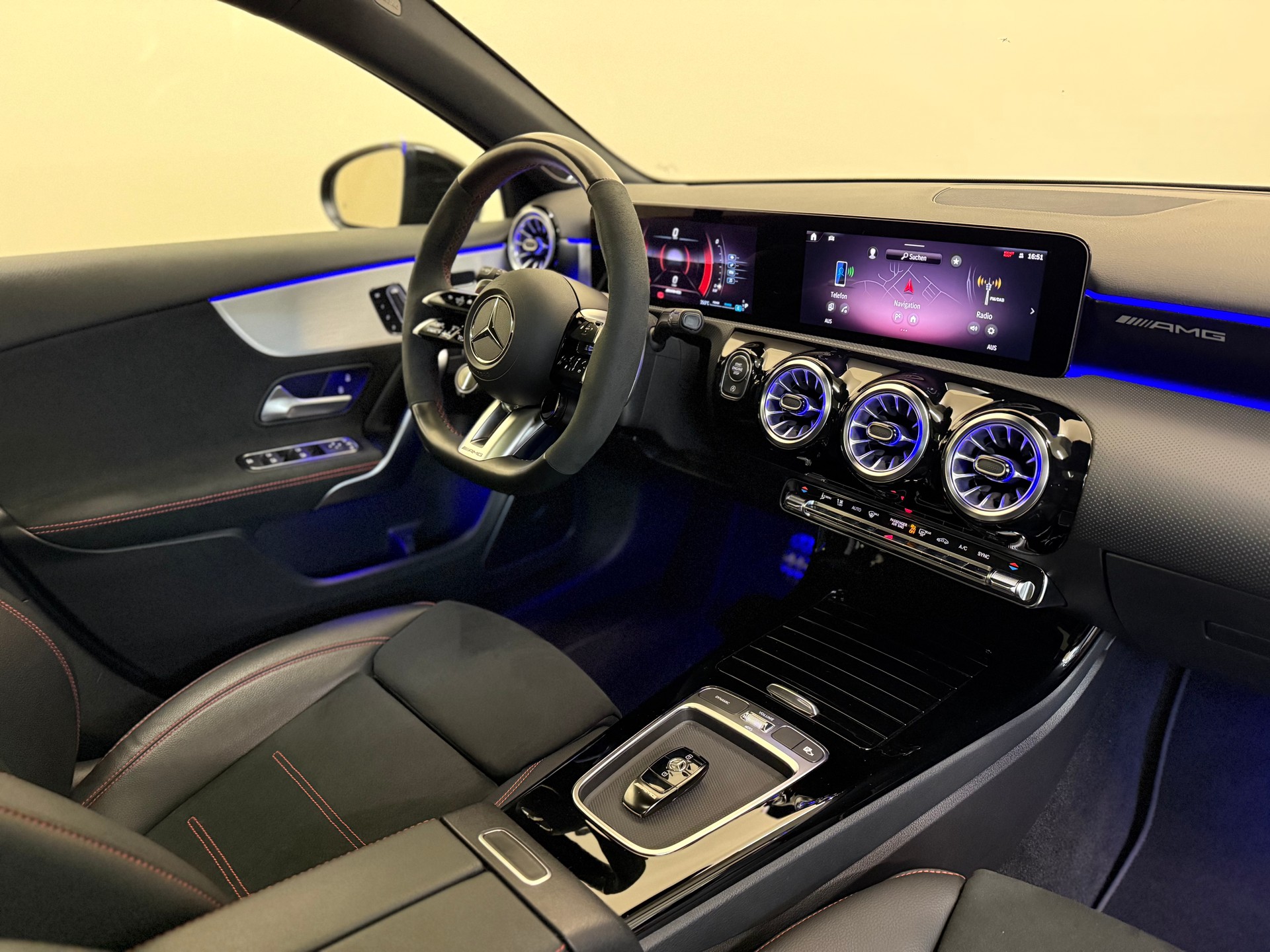 MERCEDES-BENZ A AMG 35 4Matic 8G-DCT-image-25