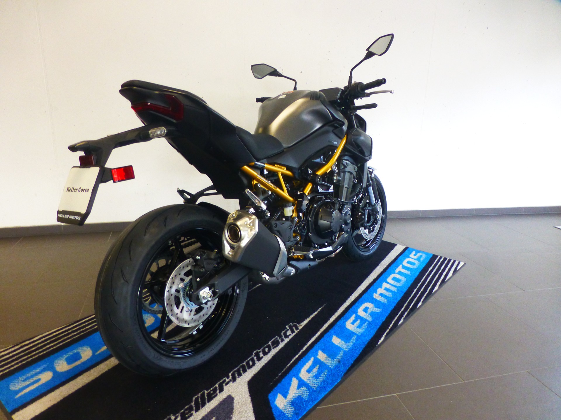 KAWASAKI Z 900 (35kW)-image-12