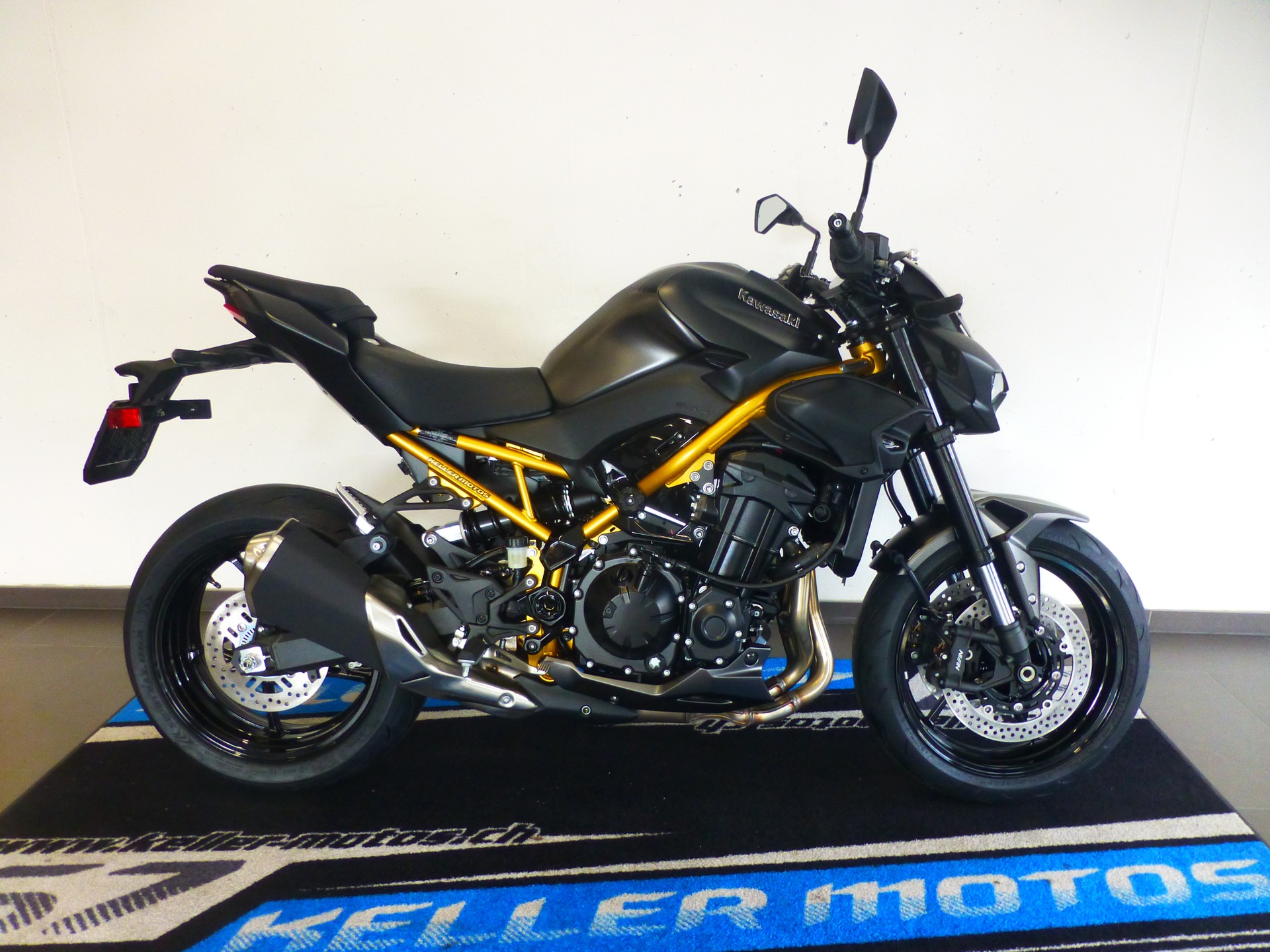 KAWASAKI Z 900 (35kW)-image-0