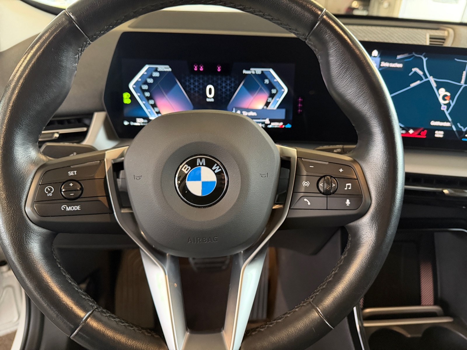 BMW X1 20d xDrive-image-11