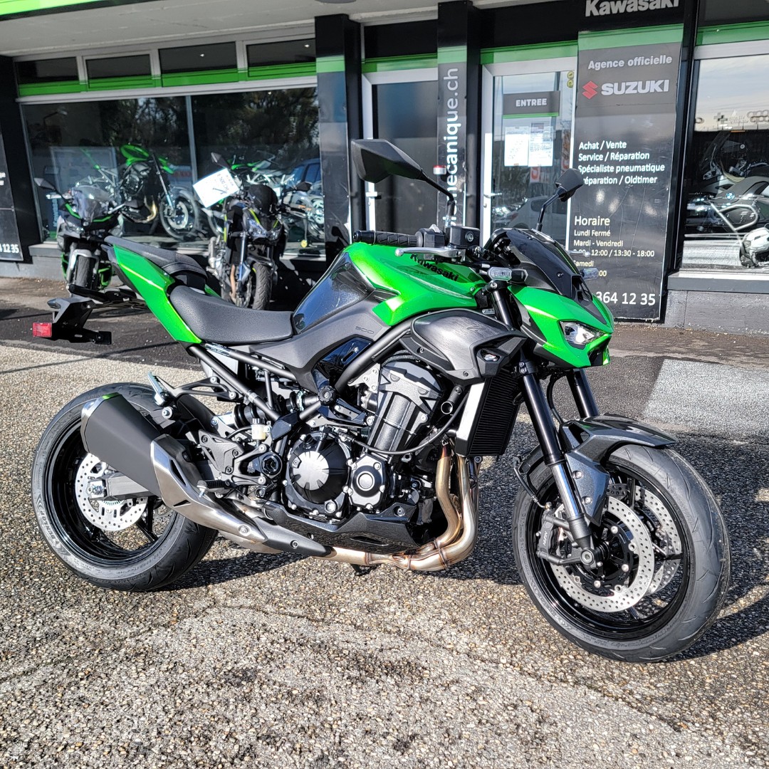 KAWASAKI Z 900