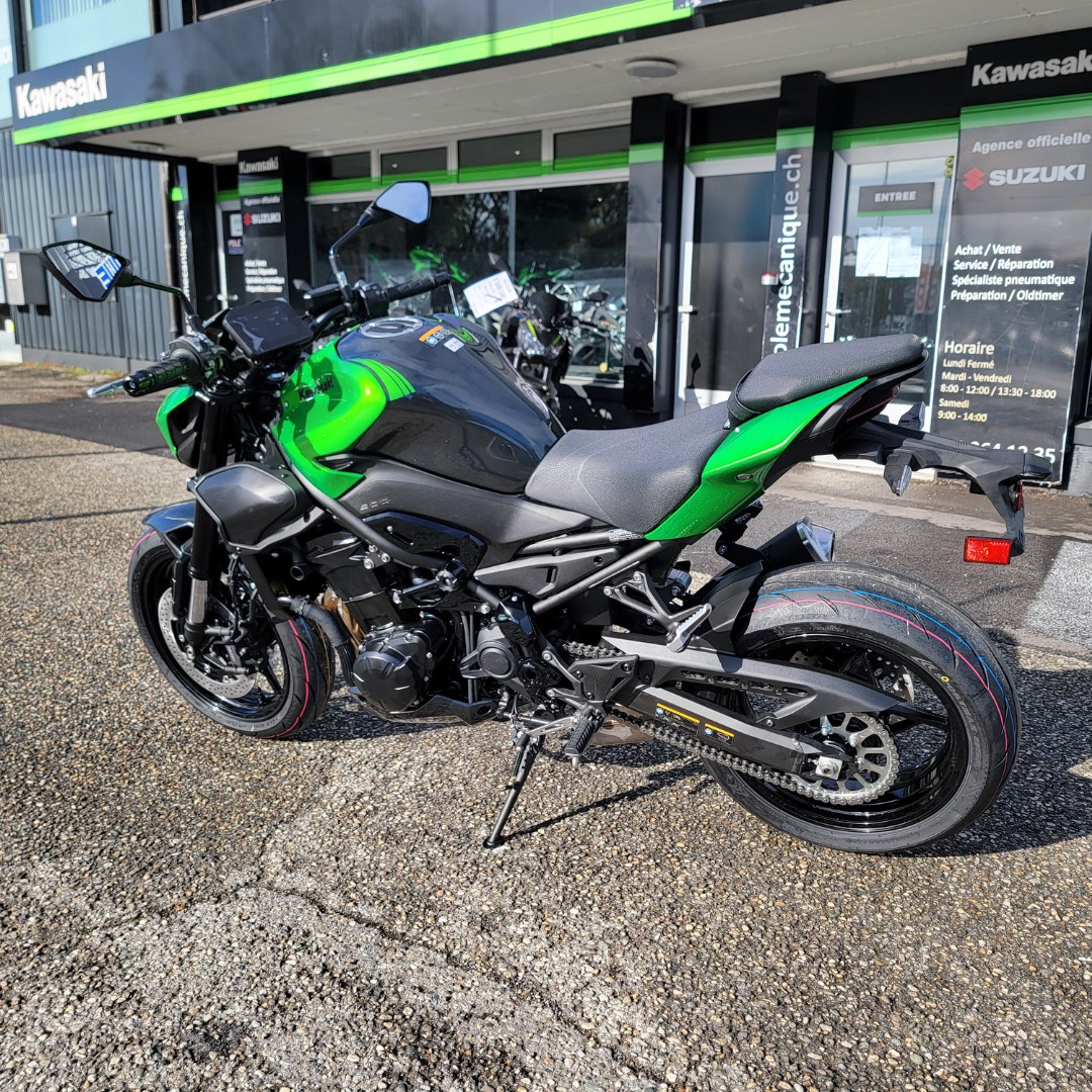 KAWASAKI Z 900-image-7