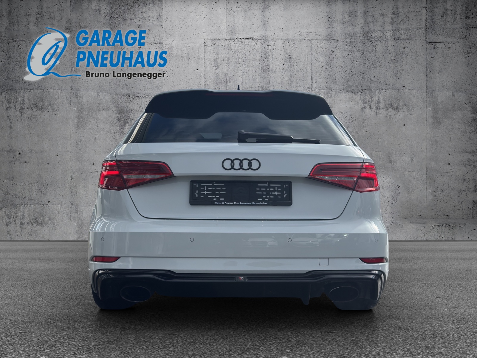 AUDI RS3 Sportback 2.5 TSI quattro S-tronic Ohne OPF-image-18