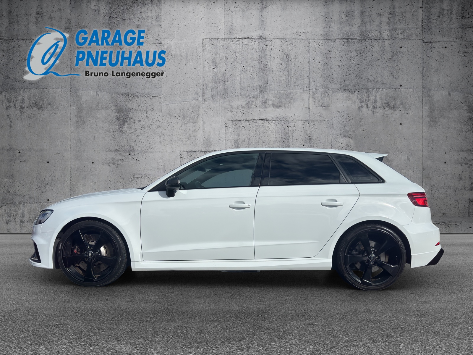 AUDI RS3 Sportback 2.5 TSI quattro S-tronic Ohne OPF-image-17