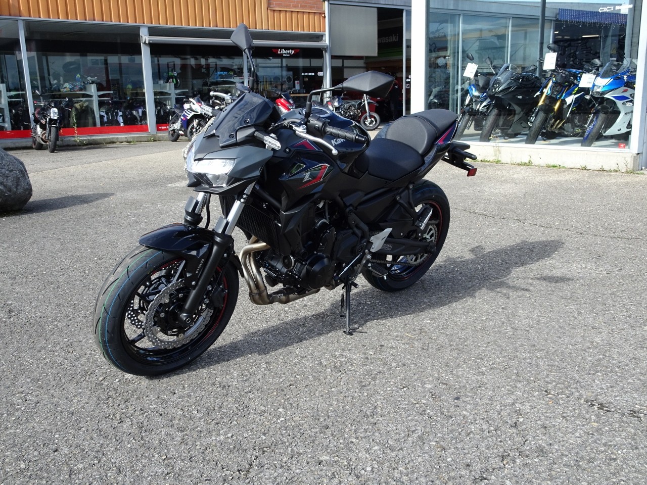 KAWASAKI Z 650 (35kW)-image-3