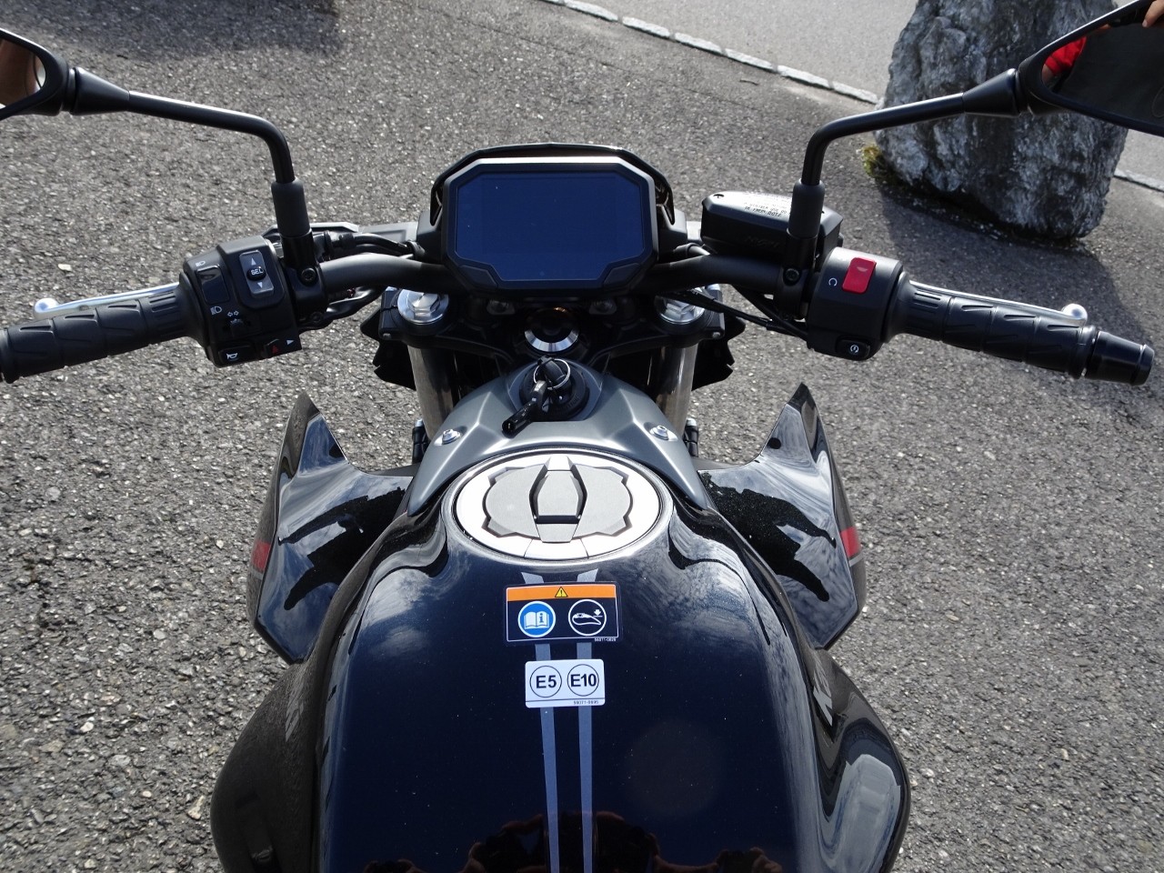 KAWASAKI Z 650 (35kW)-image-5