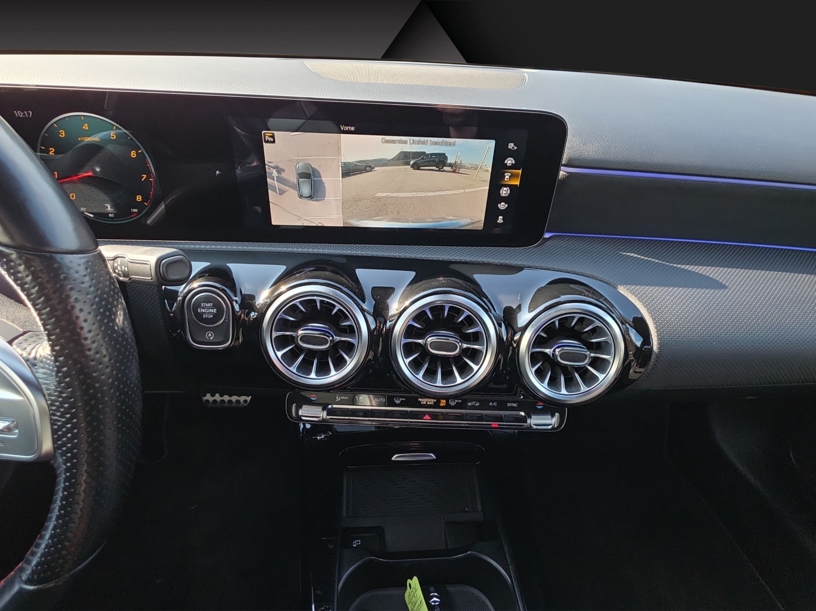 MERCEDES-BENZ A 250 AMG Line 7G-DCT-image-10