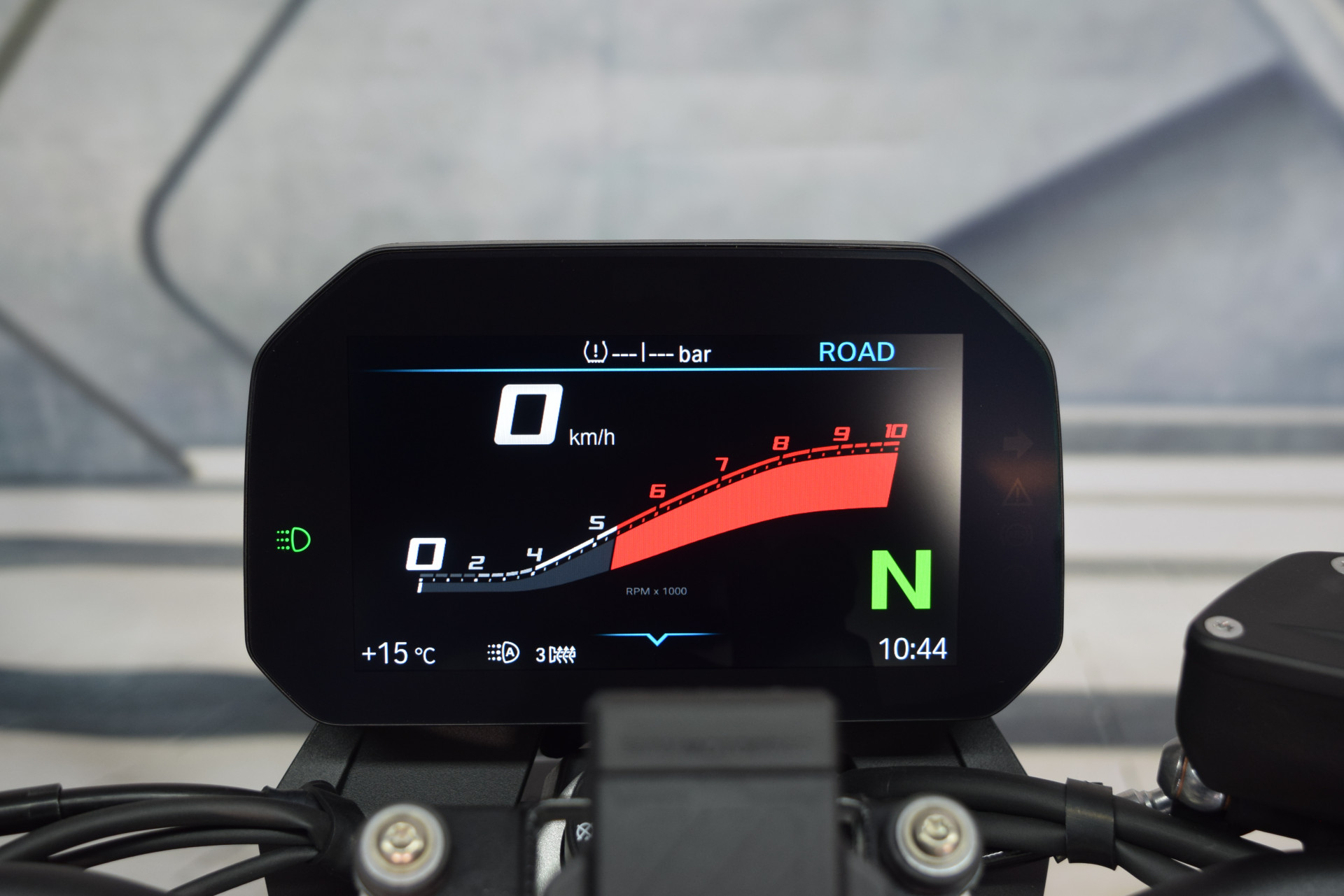 BMW F 900 R A2 Triple Black Vollausstattung 35kW-image-8