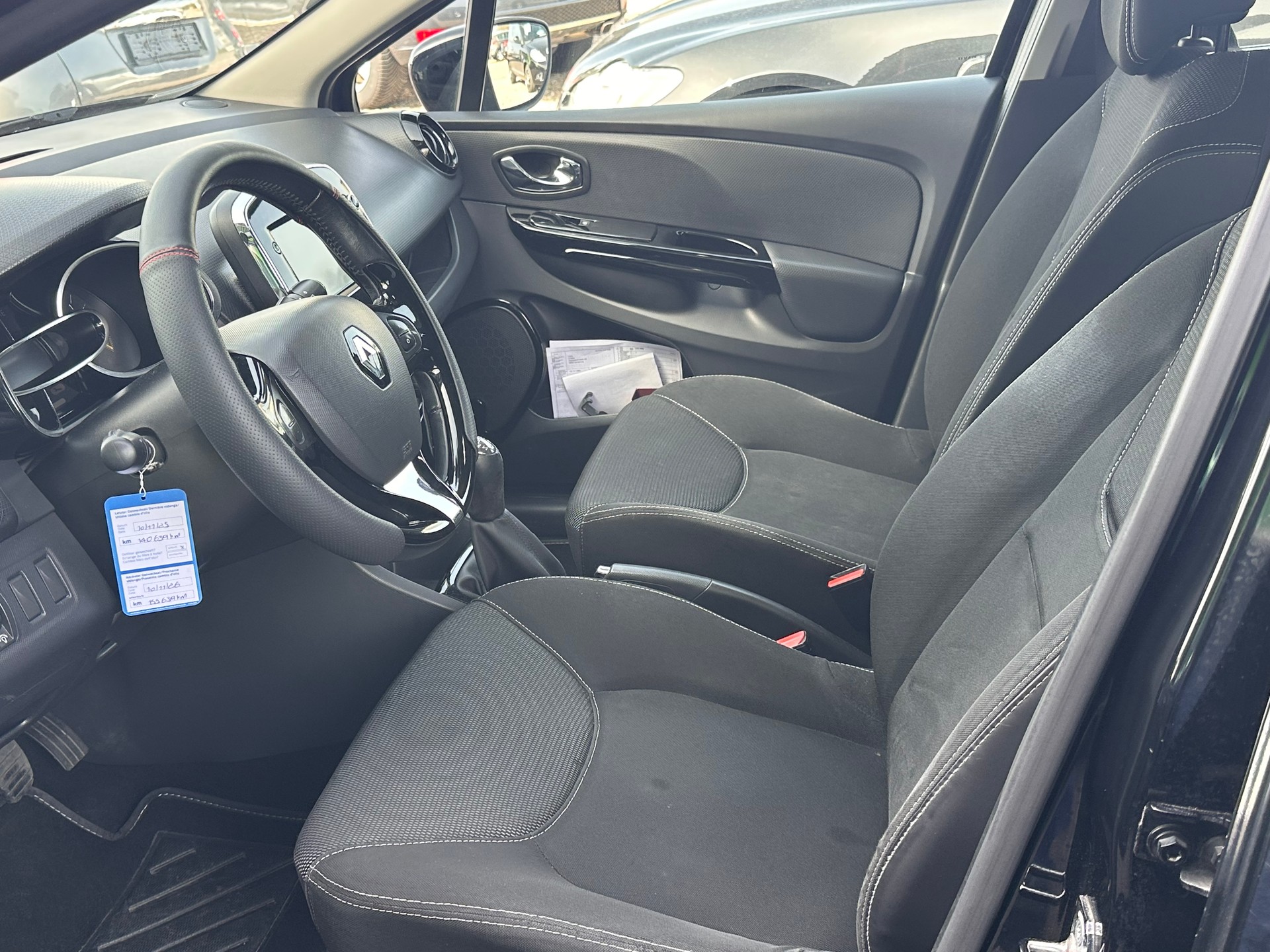 RENAULT Clio 1.2 16V Expression-image-7