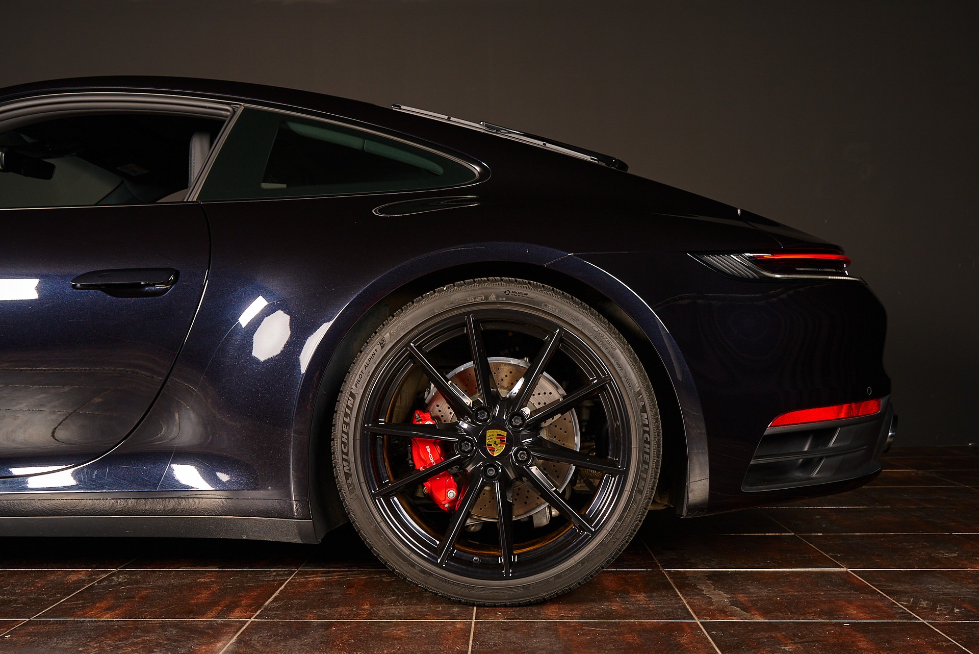 PORSCHE 911 Carrera 4S PDK-showroom-element-3