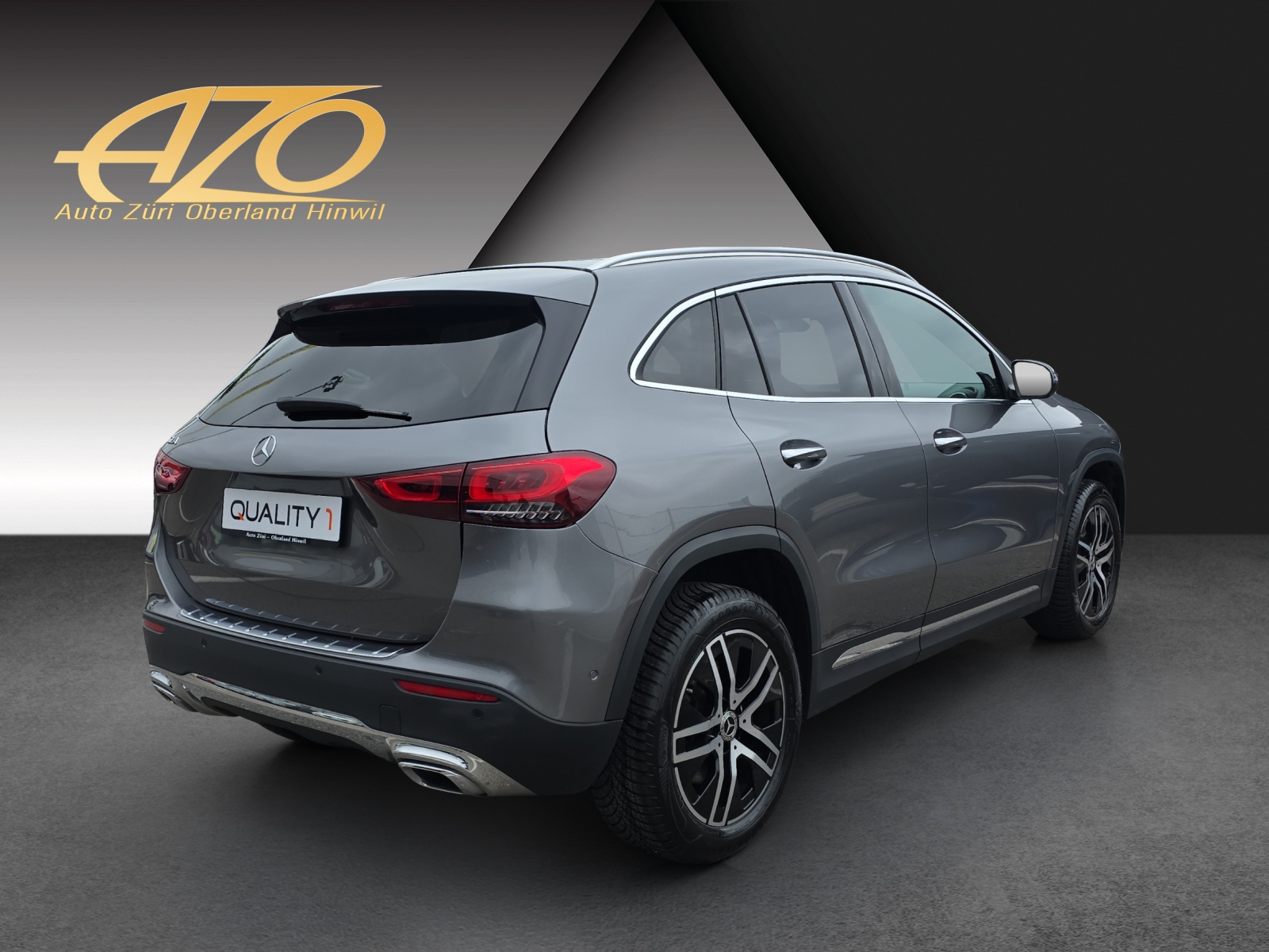 MERCEDES-BENZ GLA 250 4Matic Progressive 8G-DCT-showroom-element-2