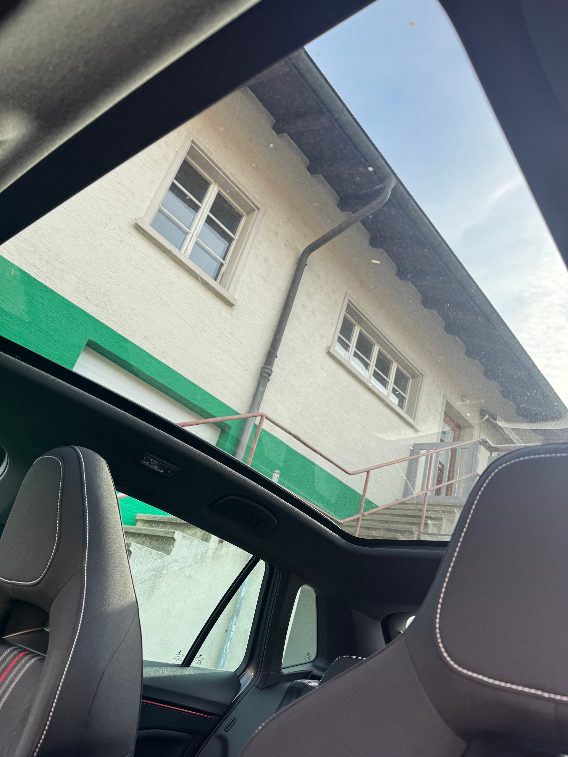 SKODA Kamiq 1.5 TSI Monte Carlo DSG-image-11