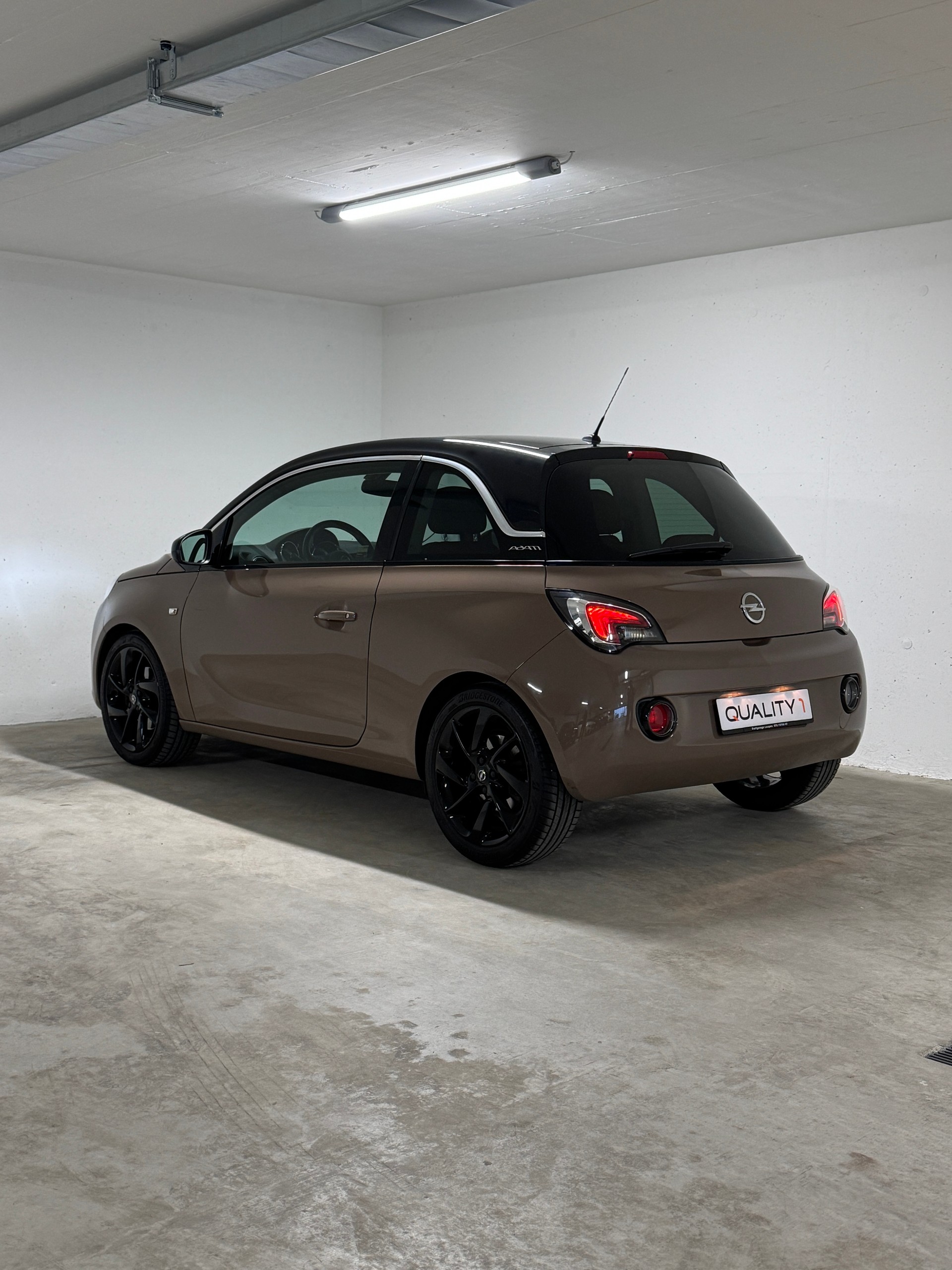 OPEL Adam 1.0 ecoFLEX Turbo SLAM *Chocolate Brown*-image-5