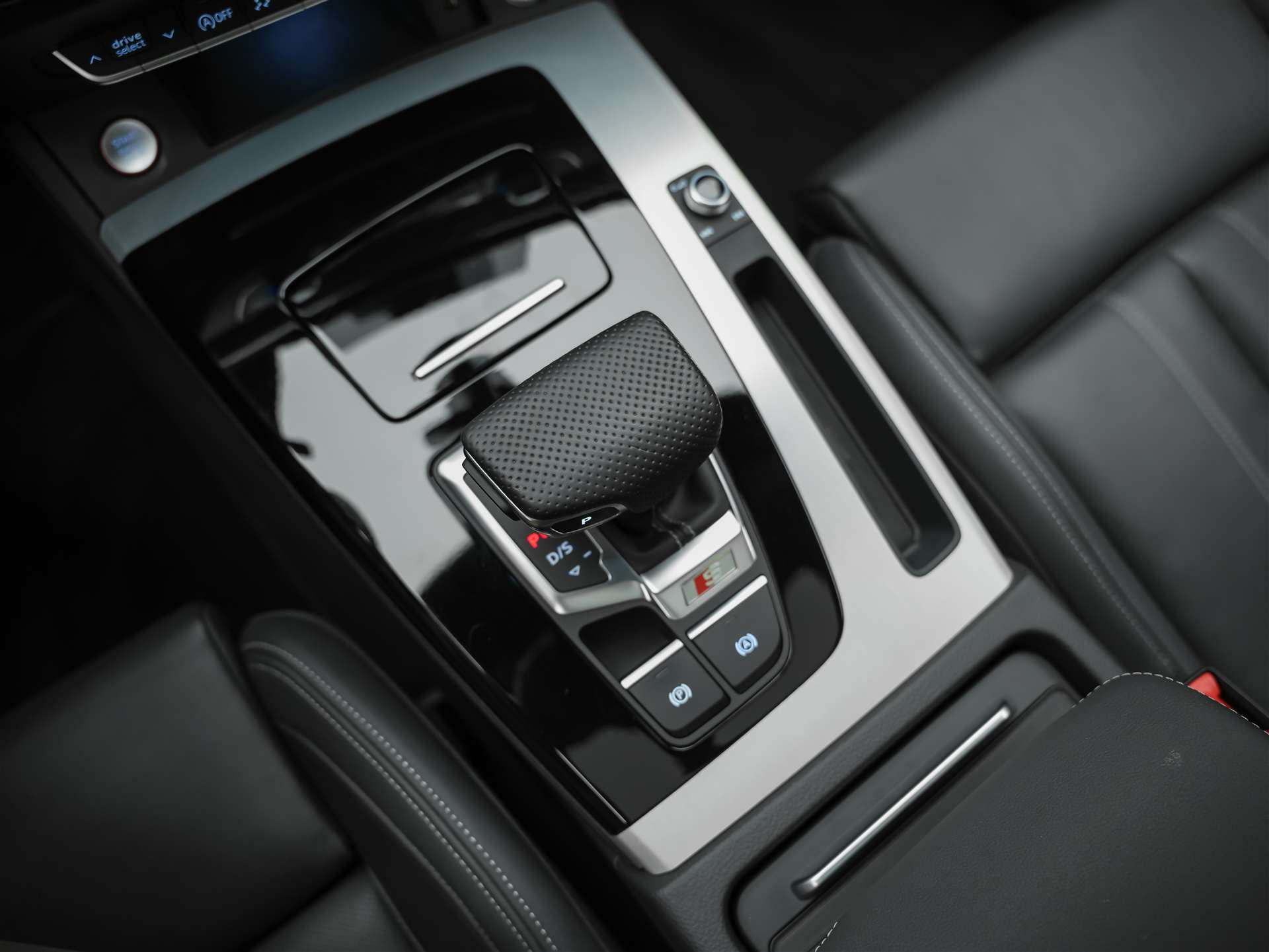 AUDI SQ5 TDI quattro tiptronic *Sitzbelüftung*Panorama*Leder*-image-25