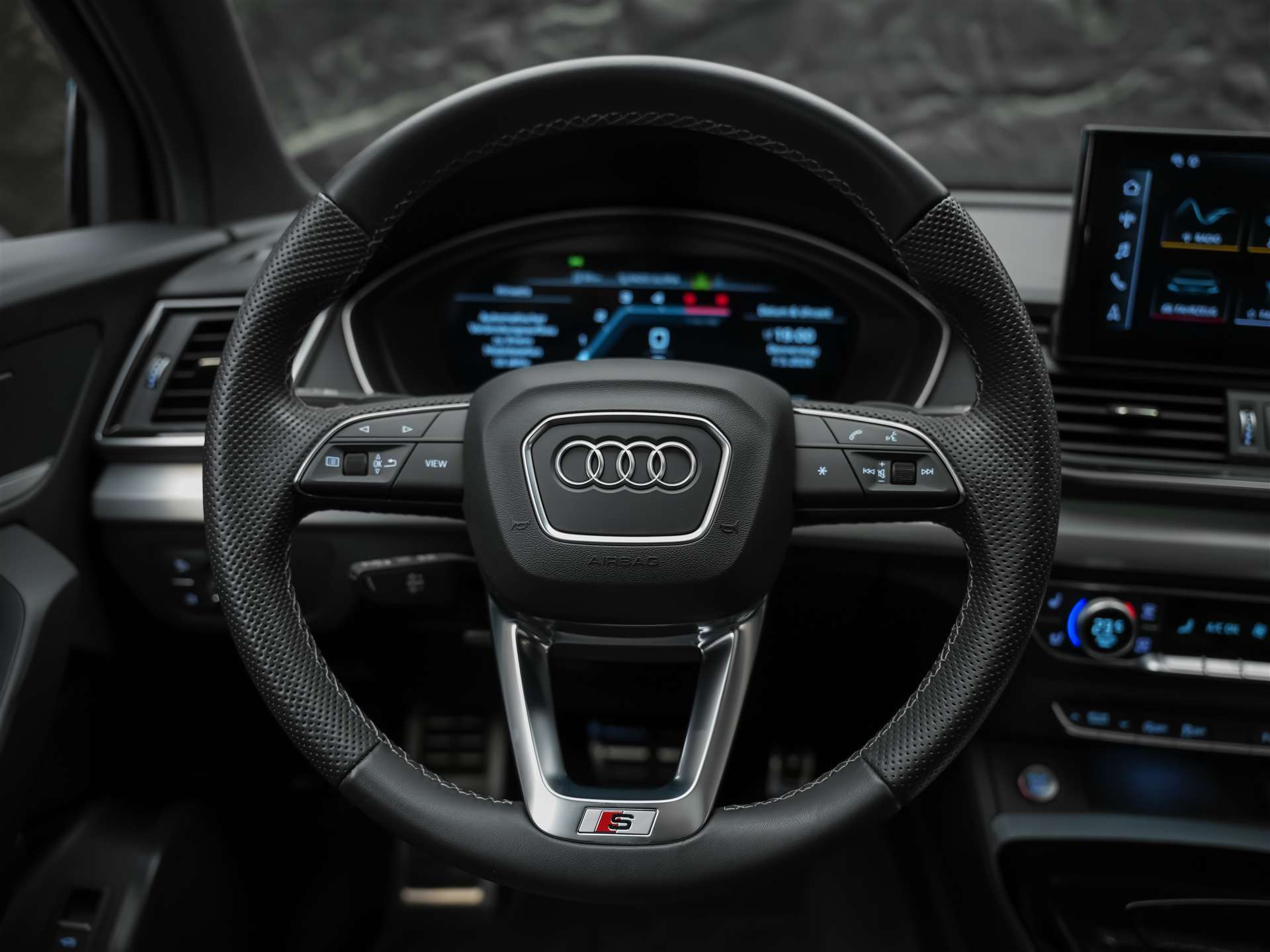 AUDI SQ5 TDI quattro tiptronic *Sitzbelüftung*Panorama*Leder*-image-21