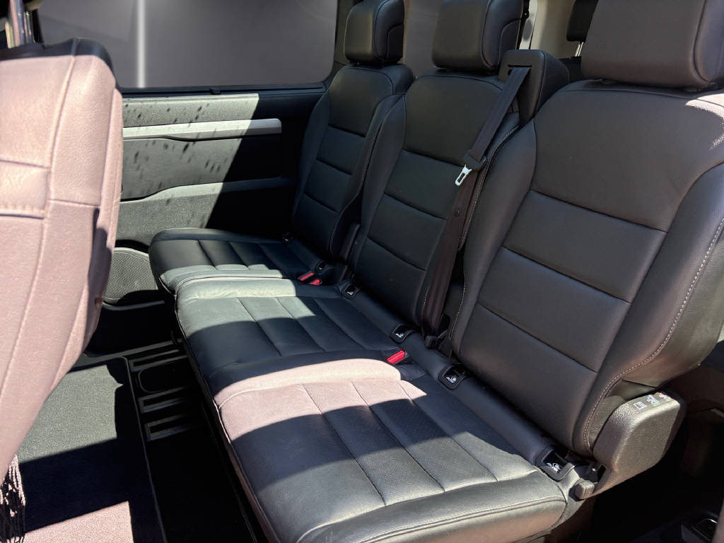 PEUGEOT Traveller Standard 2.0 BlueHDi 180 Allure S/S-image-10