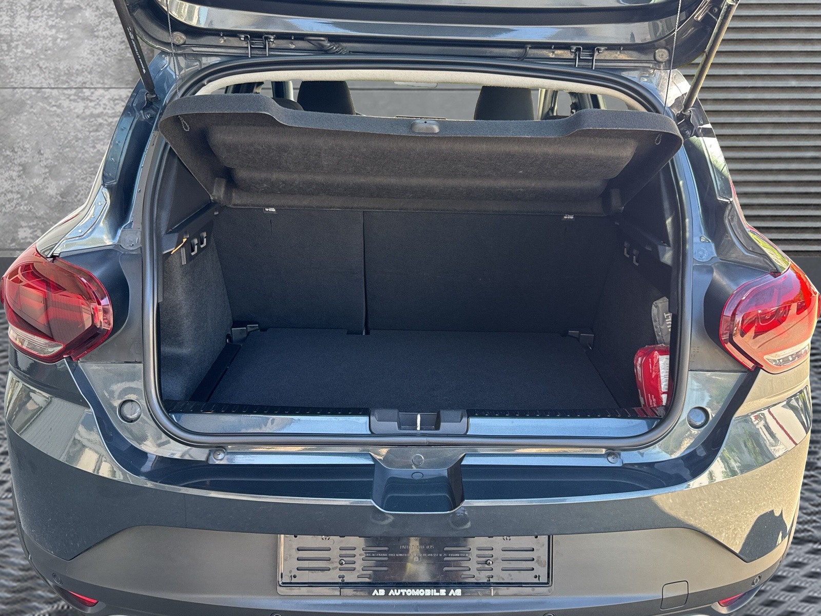 DACIA Sandero Stepway TCe 90 Comfort-image-14
