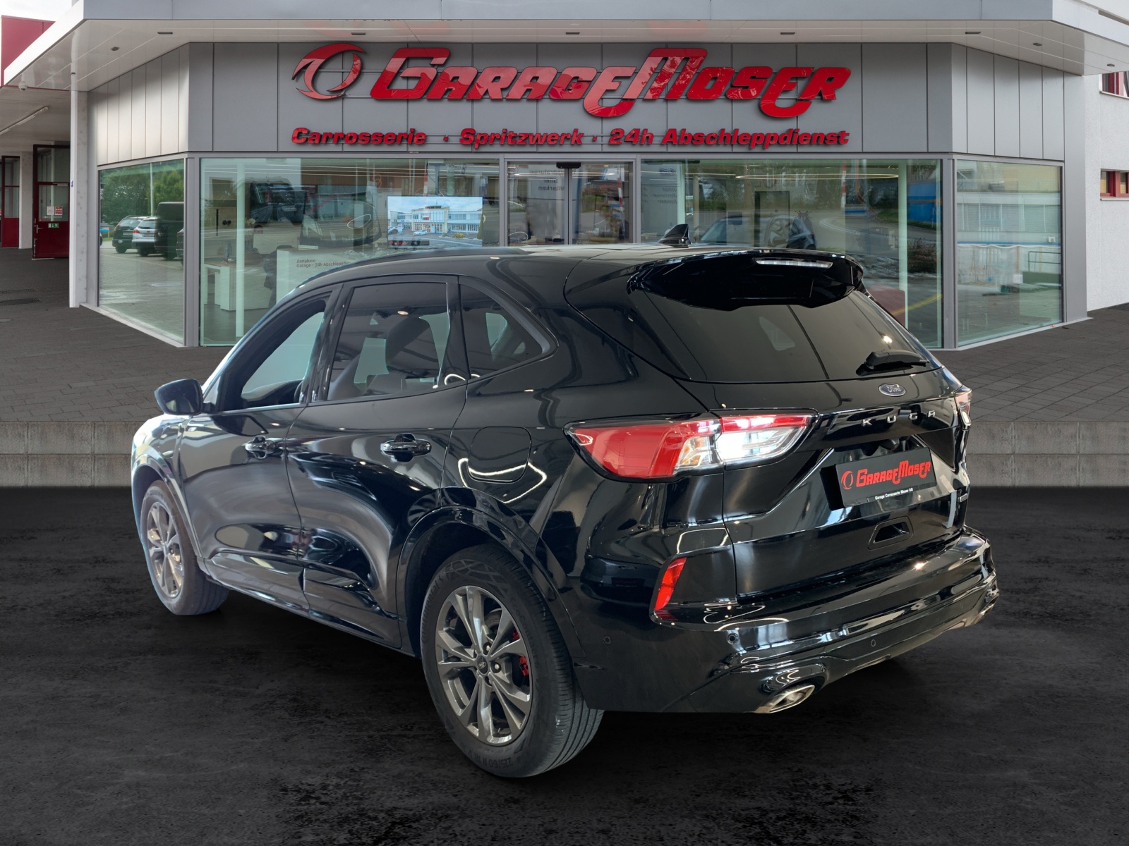 FORD Kuga 2.5 Plug-in Hybrid ST-Line X-image-3