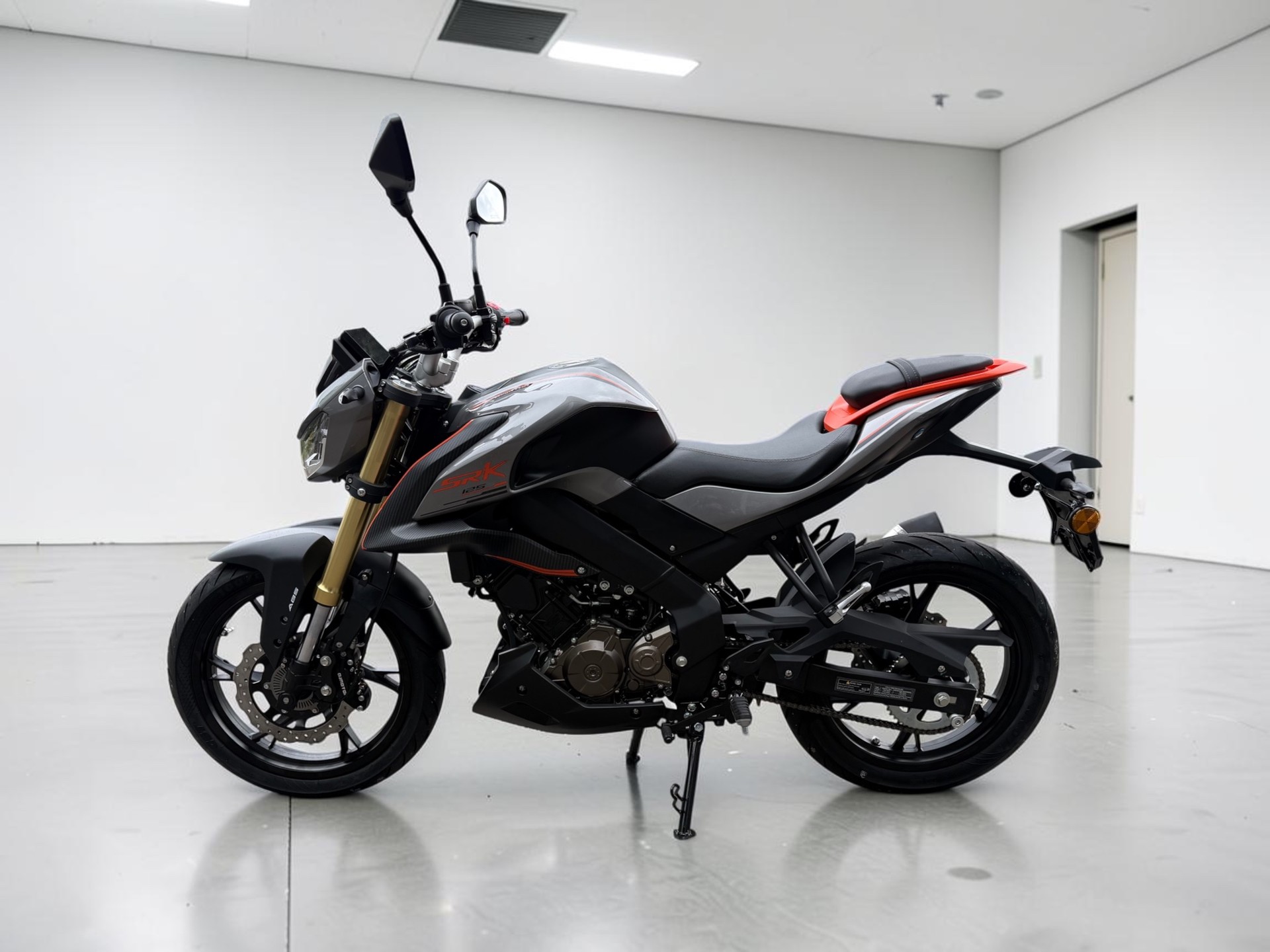 QJ SRK 125 S-image-2