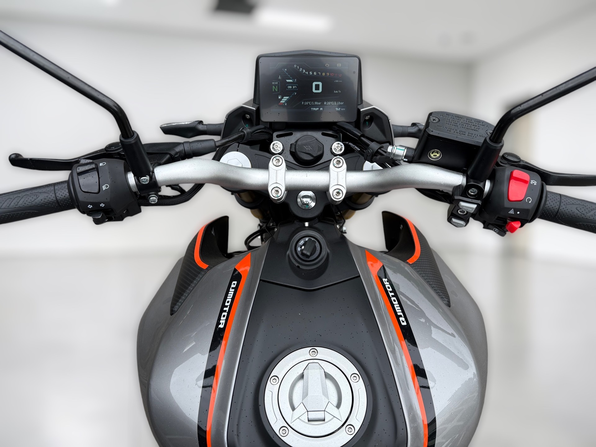 QJ SRK 125 S-image-6