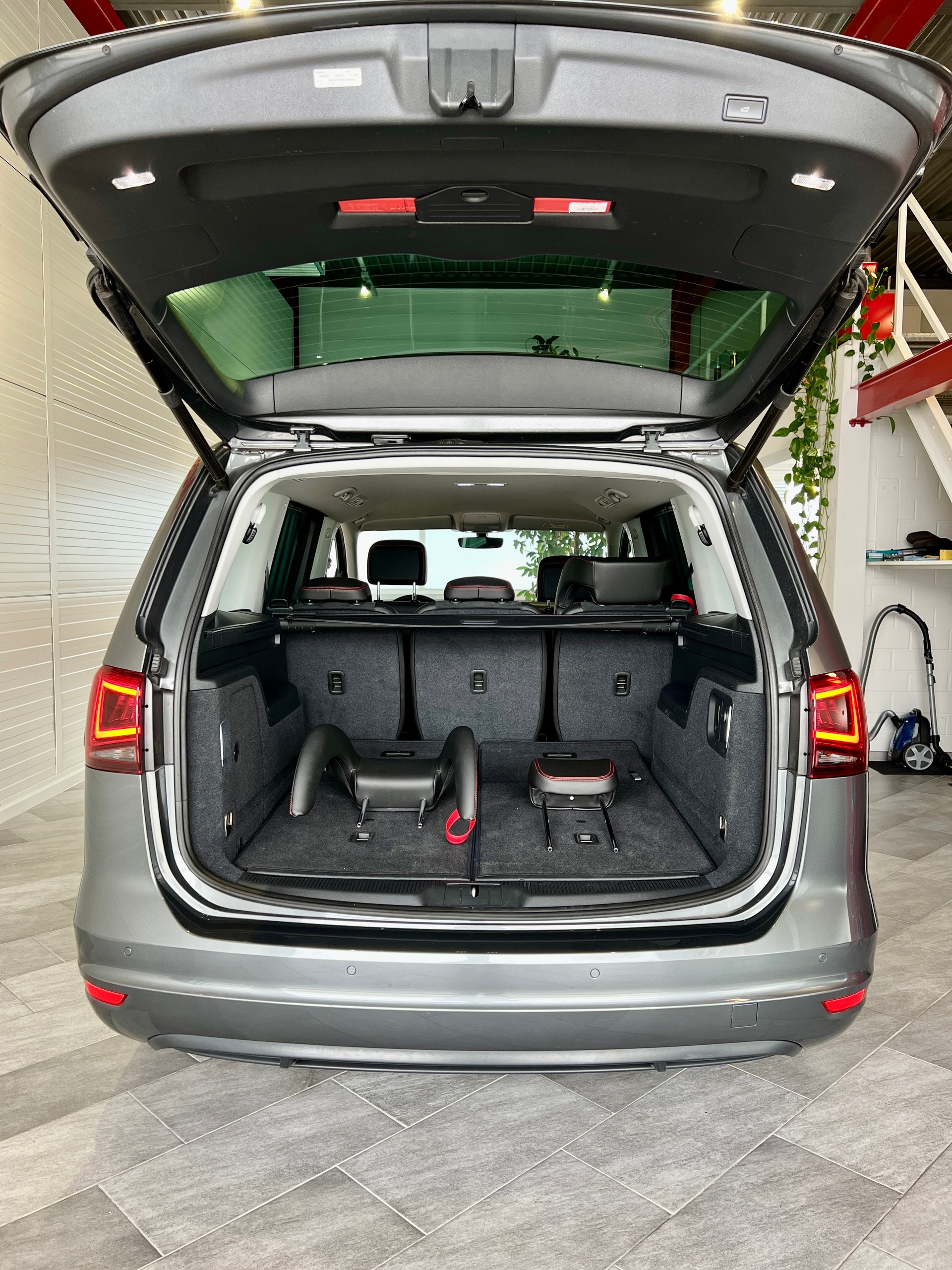 SEAT Alhambra 1.4 TSI FR Line DSG-image-14