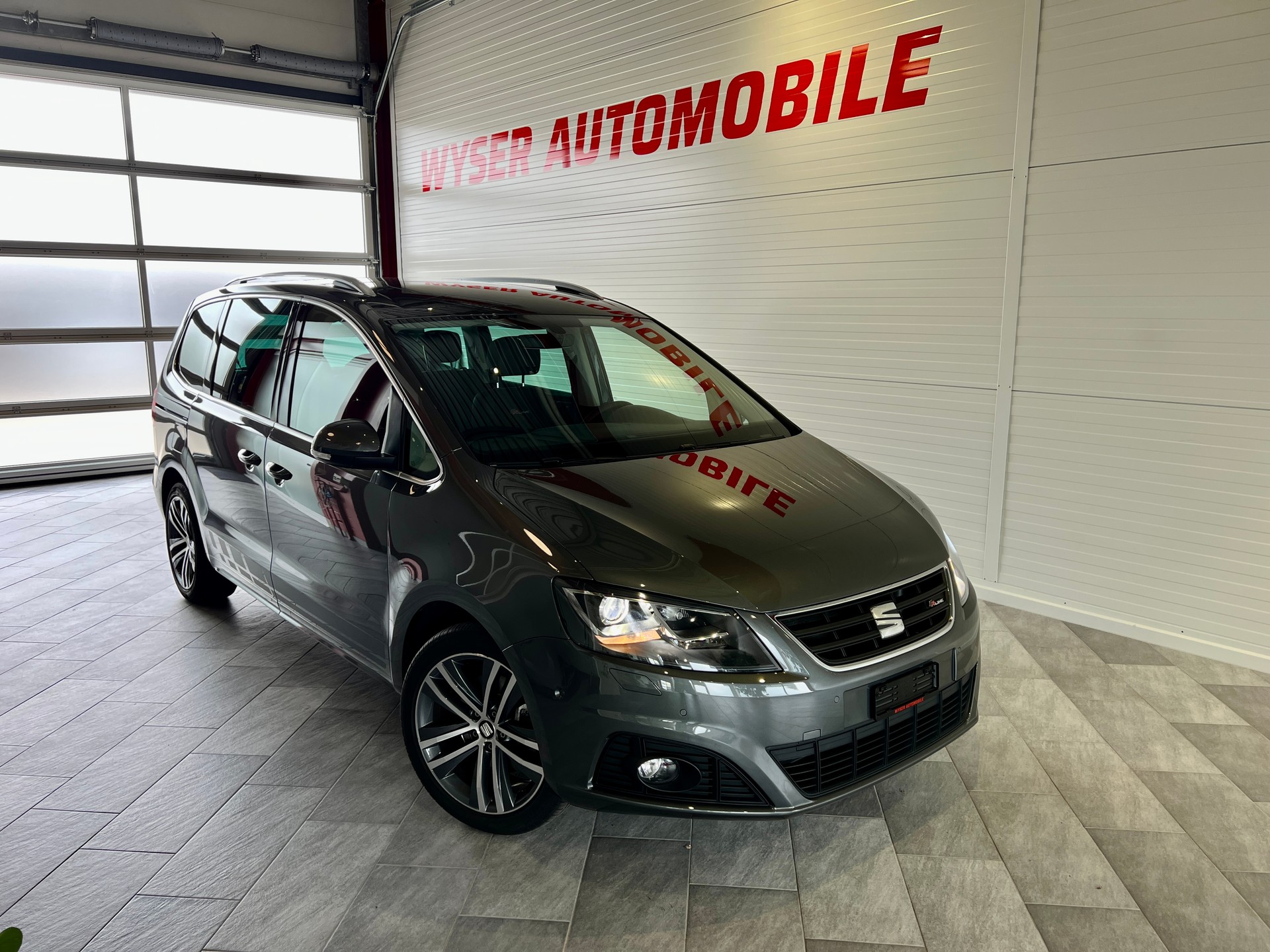 SEAT Alhambra 1.4 TSI FR Line DSG-image-28