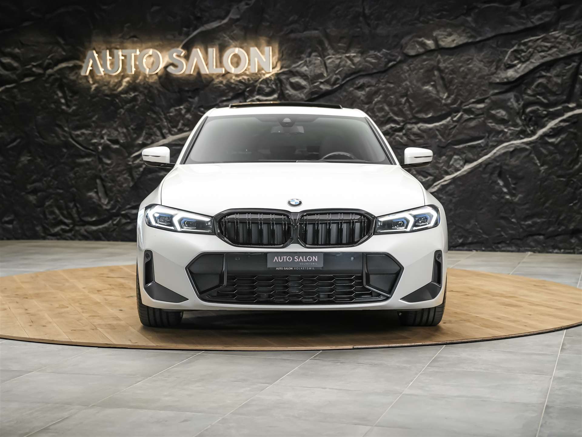 BMW 330i xDrive Steptronic M Sport *20 Zoll*Panorama*Head-Up*-image-7