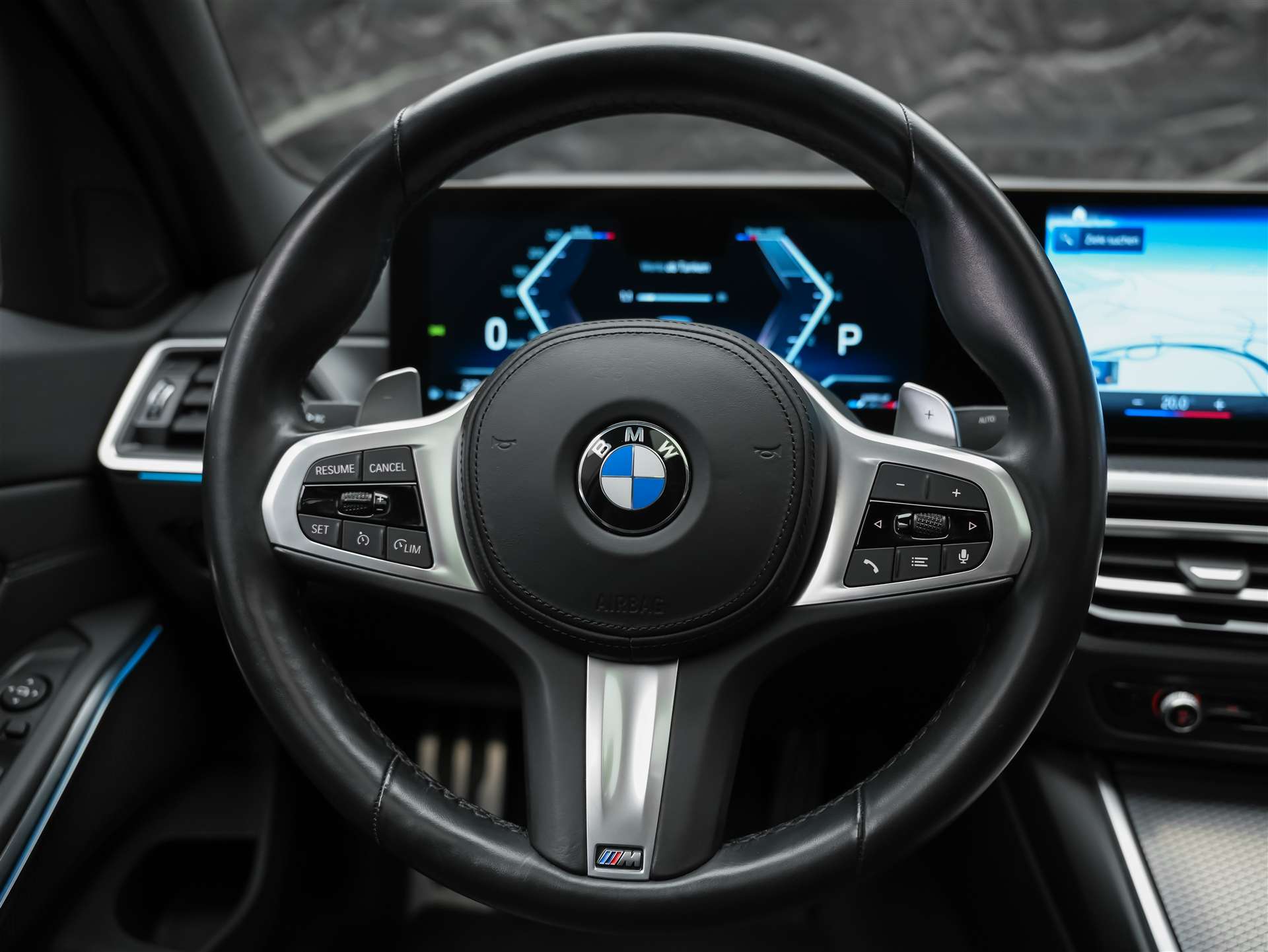 BMW 330i xDrive Steptronic M Sport *20 Zoll*Panorama*Head-Up*-image-20