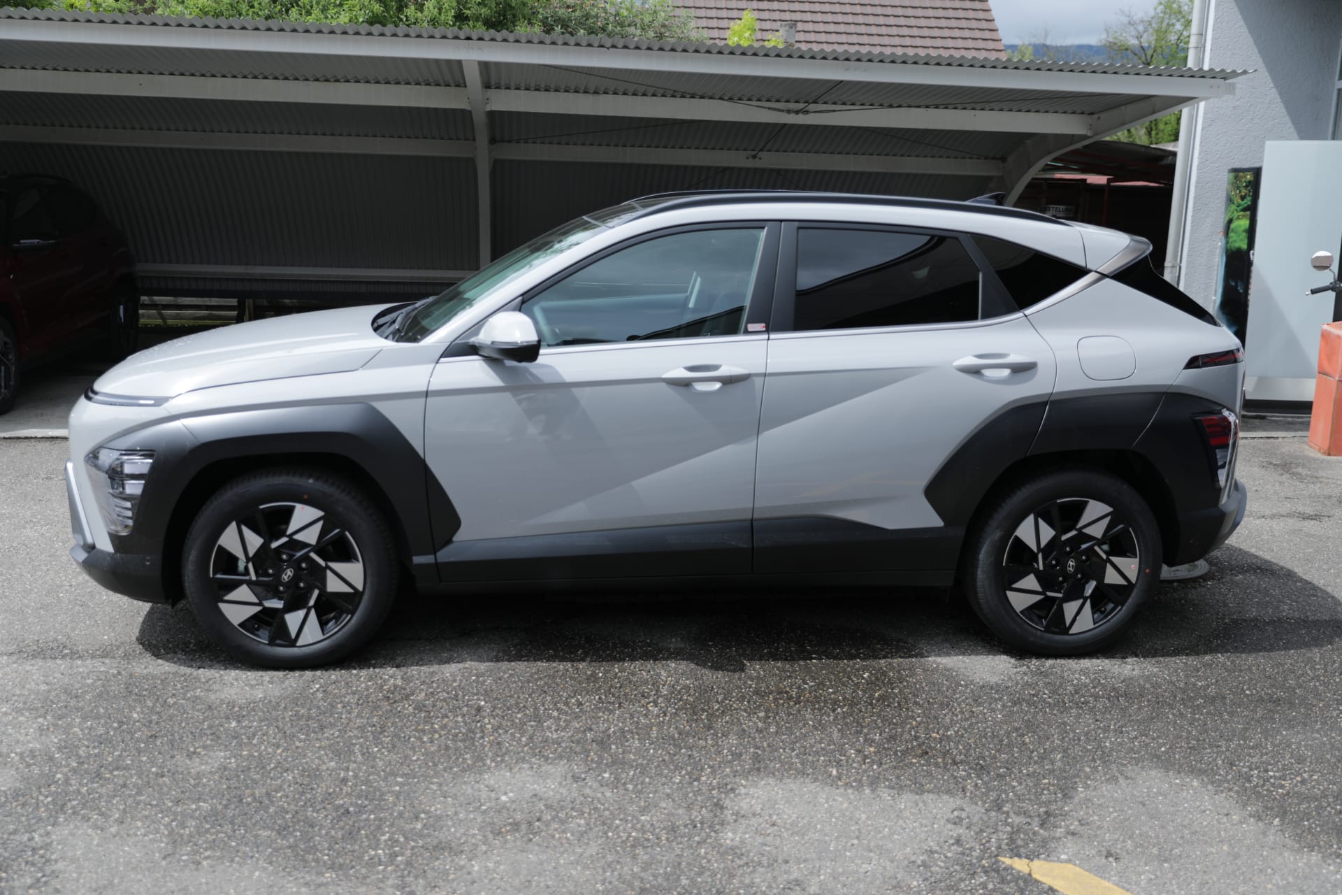 HYUNDAI Kona 1.6 GDi HEV Vertex Swiss Edition DCT-showroom-element-2