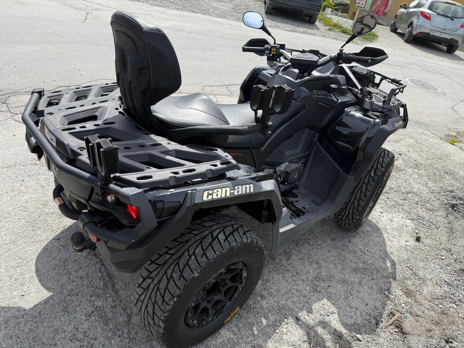 CAN-AM Outlander Max 1000 XT-P ABS-image-3
