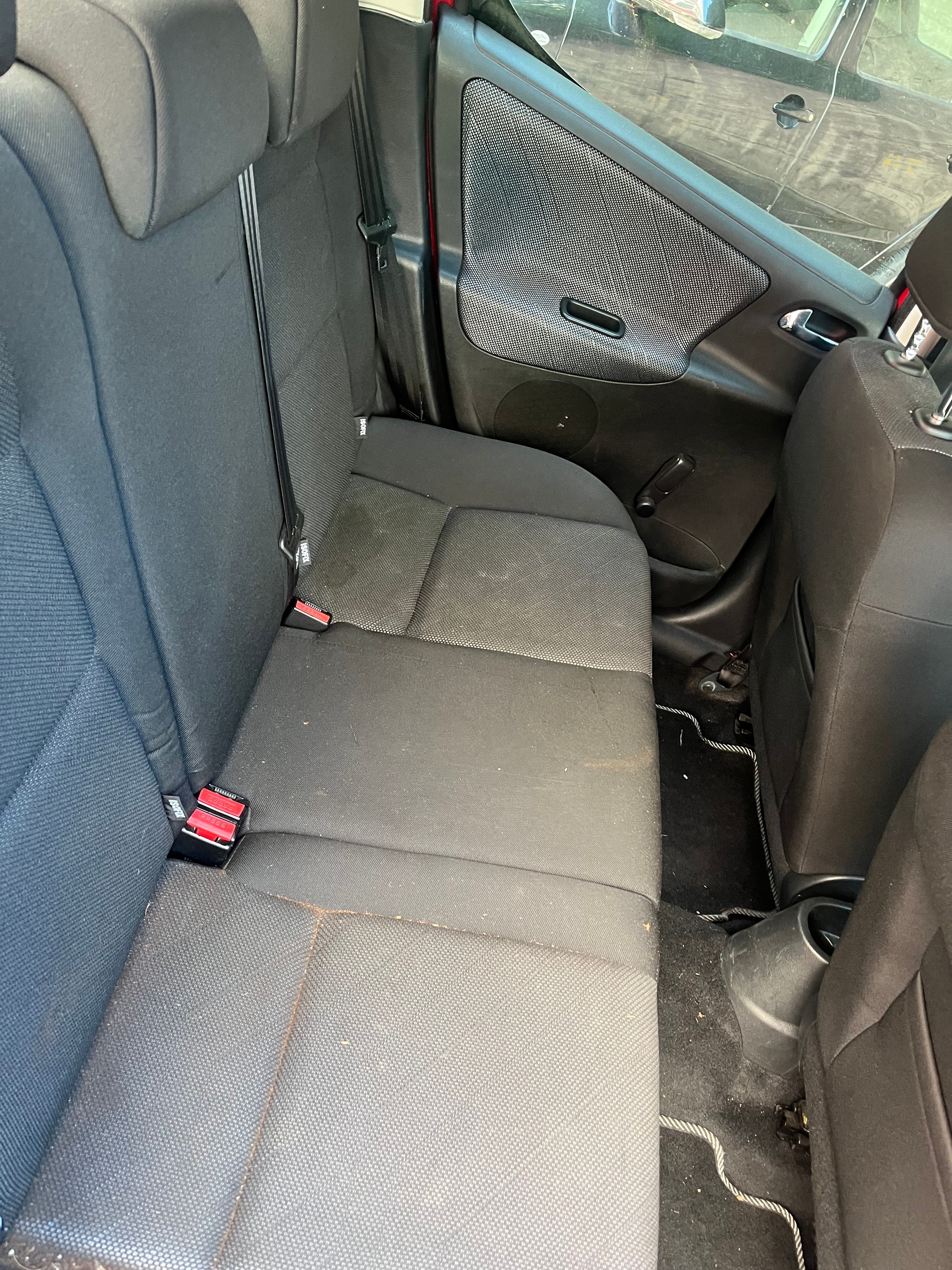 PEUGEOT 207 1.6 16V Sport-image-12