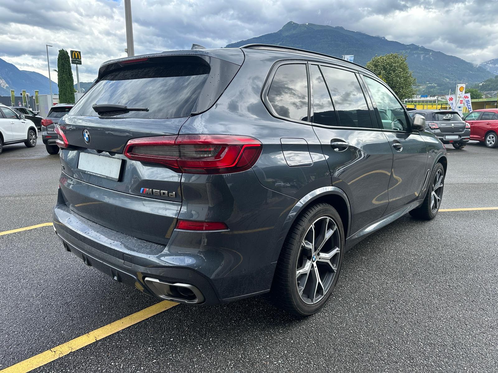 BMW X5 xDrive M50d Steptronic-image-4