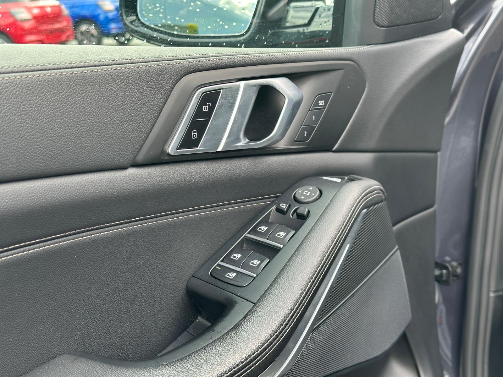 BMW X5 xDrive M50d Steptronic-image-9