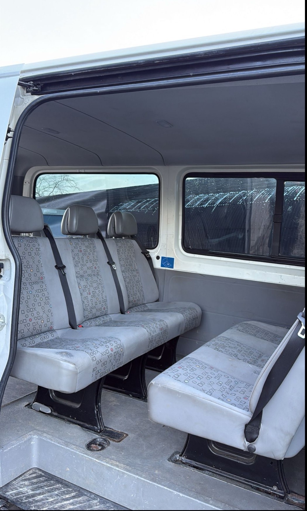 VW Crafter 35 2.5 TDI 109 PS-image-12