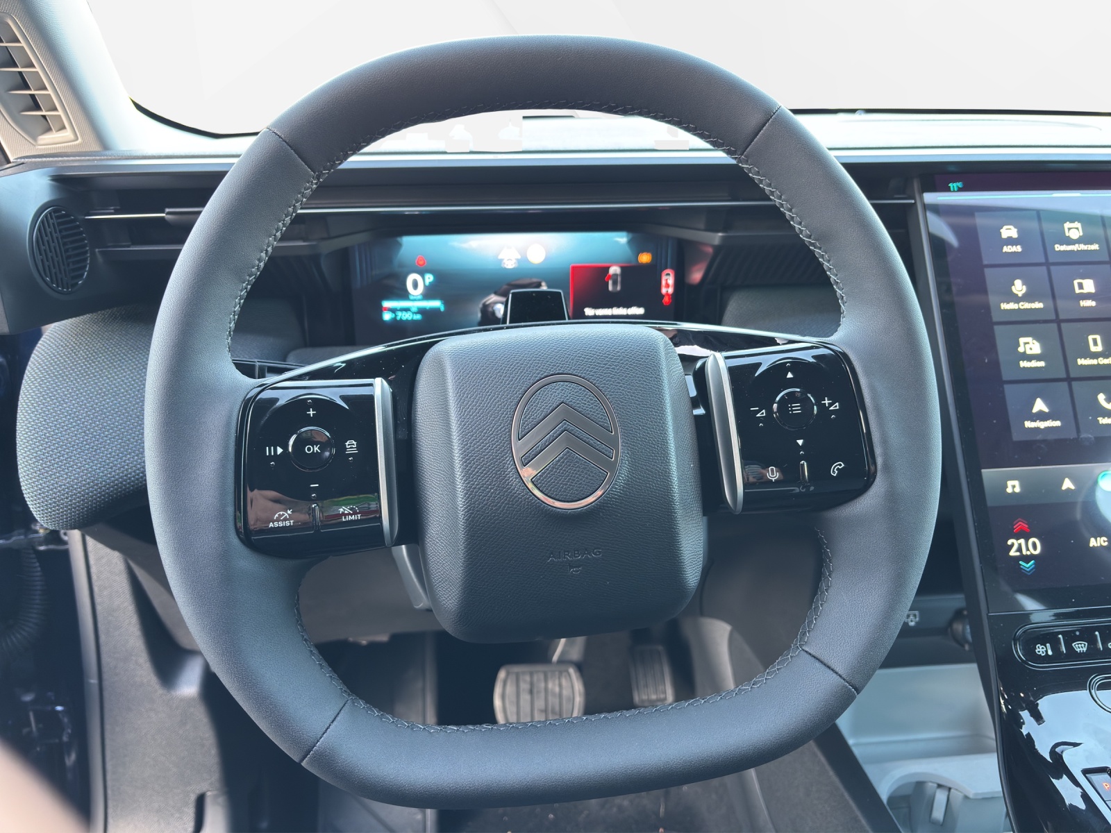 CITROEN C5 Aircross 1.2 Hybrid Plus-image-10