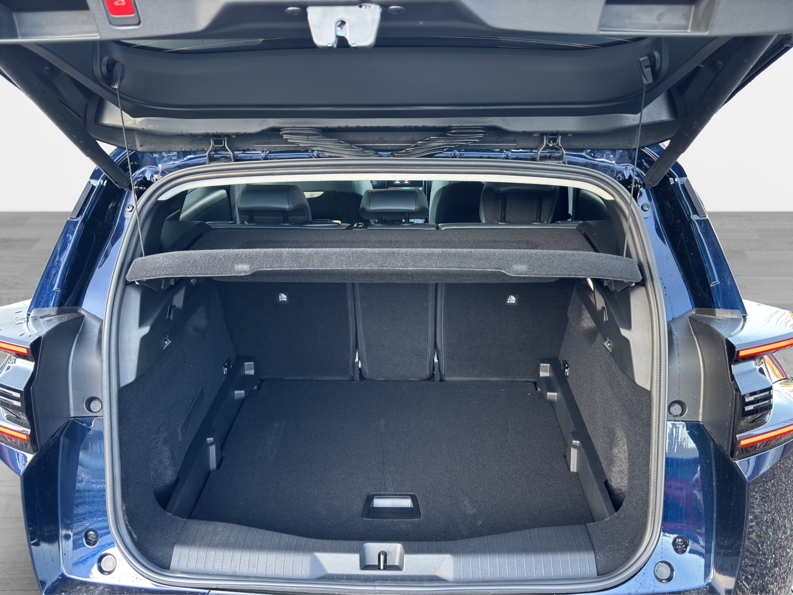 CITROEN C5 Aircross 1.2 Hybrid Plus-image-5