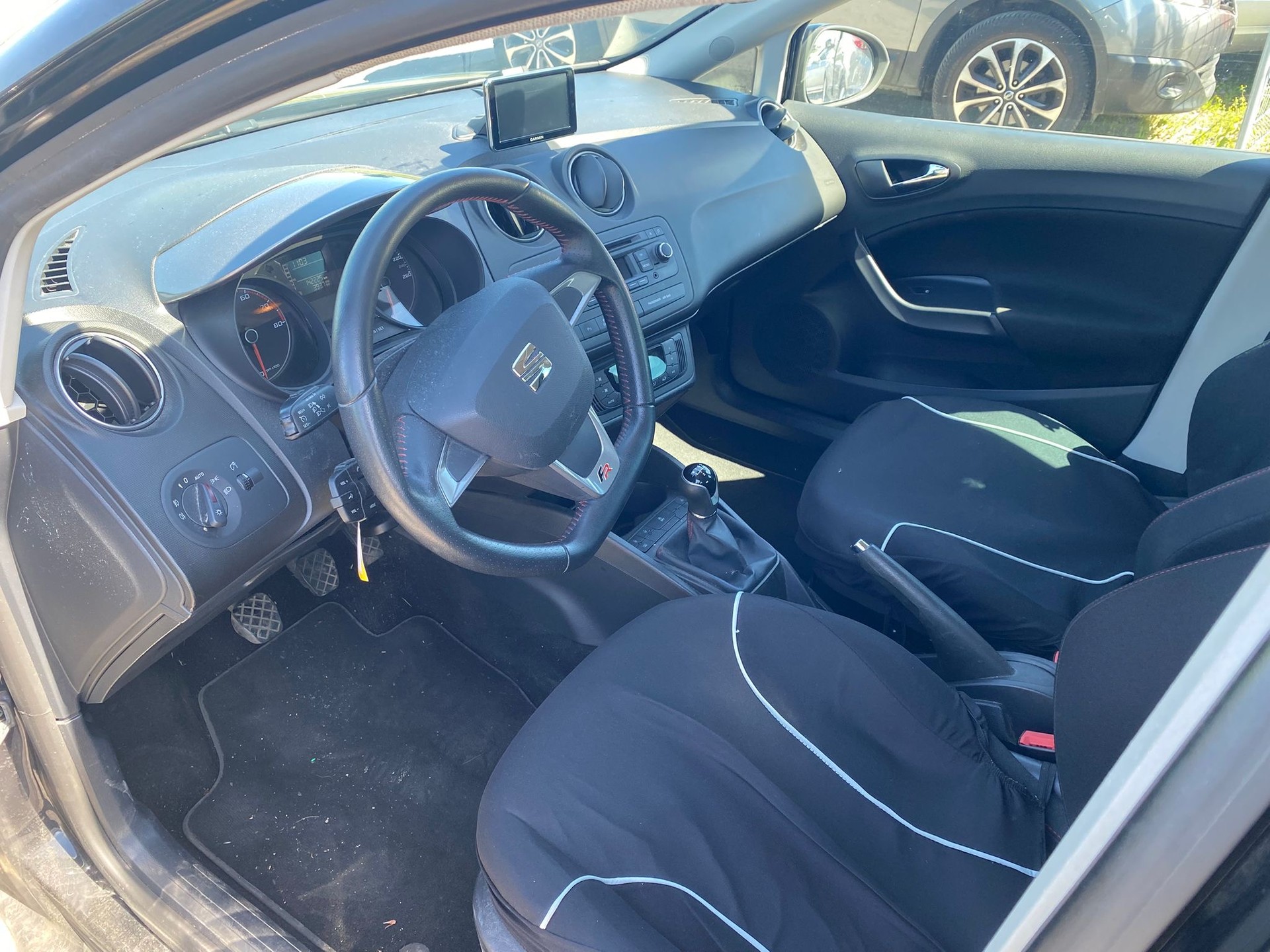 SEAT Ibiza 1.4 TSI FR-image-6