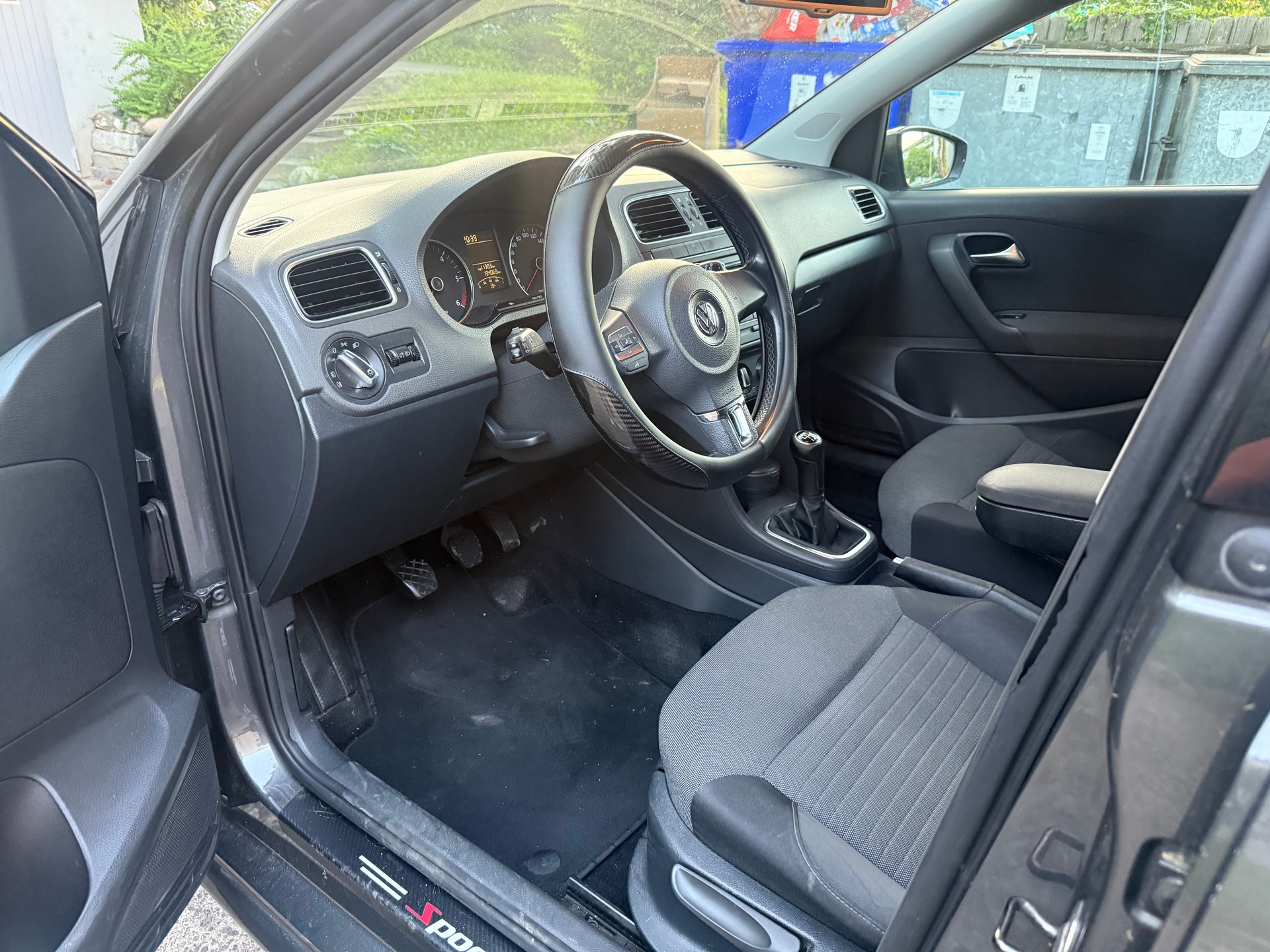 VW Polo 1.6 TDI Trendline-image-6
