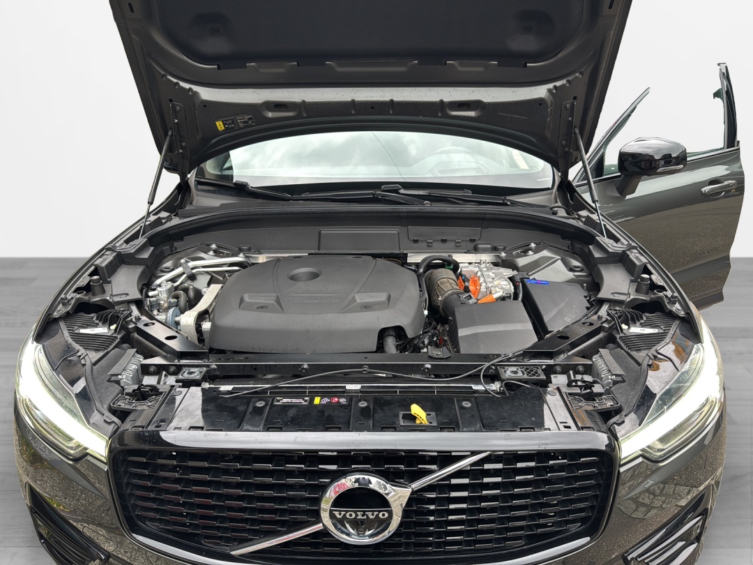VOLVO XC60 T6 eAWD R-Design Geartronic-image-15