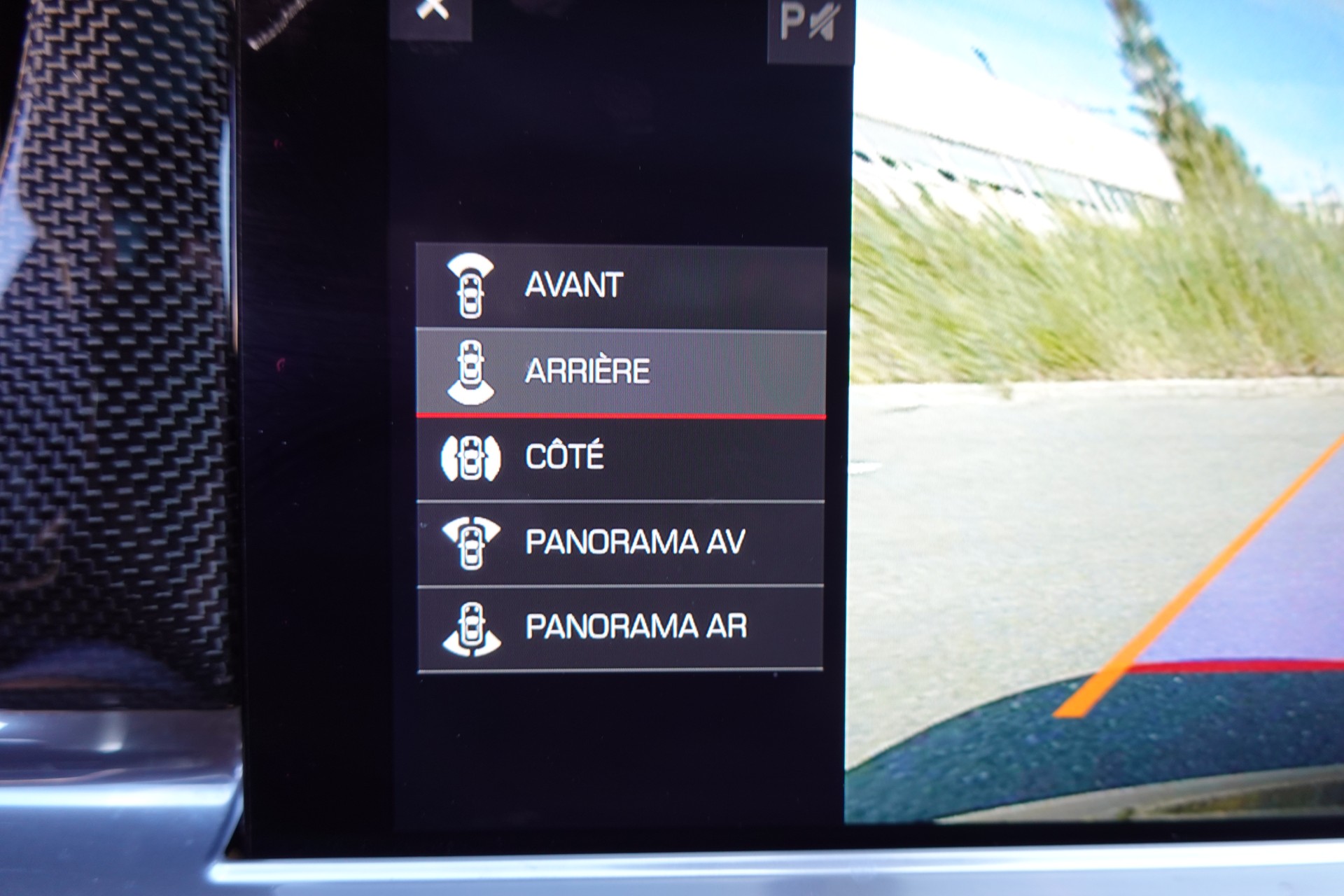 PORSCHE Panamera GTS Sport Turismo PDK "Toit Pano * Roues Directrices * Services Porsche * LED * Son BOSE"-image-17