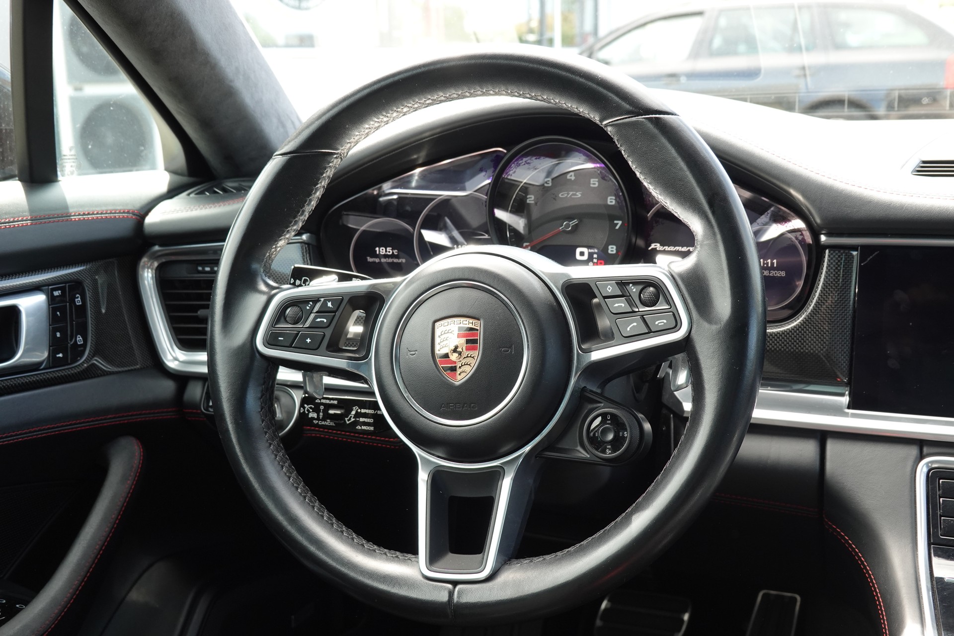 PORSCHE Panamera GTS Sport Turismo PDK "Toit Pano * Roues Directrices * Services Porsche * LED * Son BOSE"-image-12