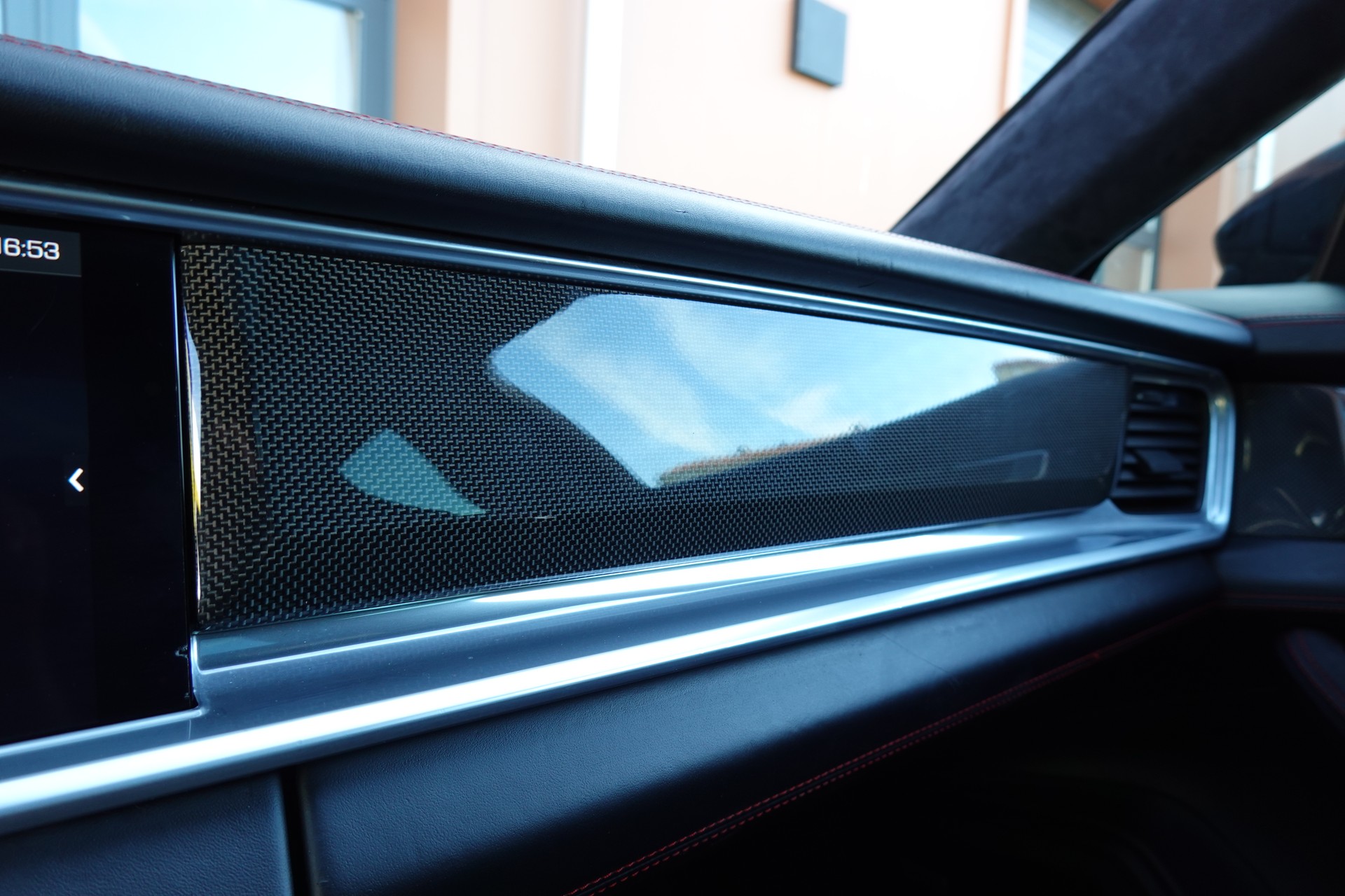 PORSCHE Panamera GTS Sport Turismo PDK "Toit Pano * Roues Directrices * Services Porsche * LED * Son BOSE"-image-23