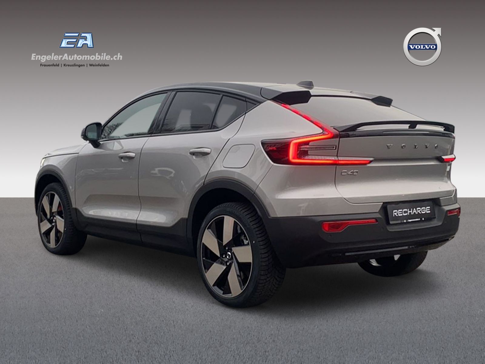 VOLVO C40 Recharge P8 Twin AWD Pure Electric Ultimate-showroom-element-3