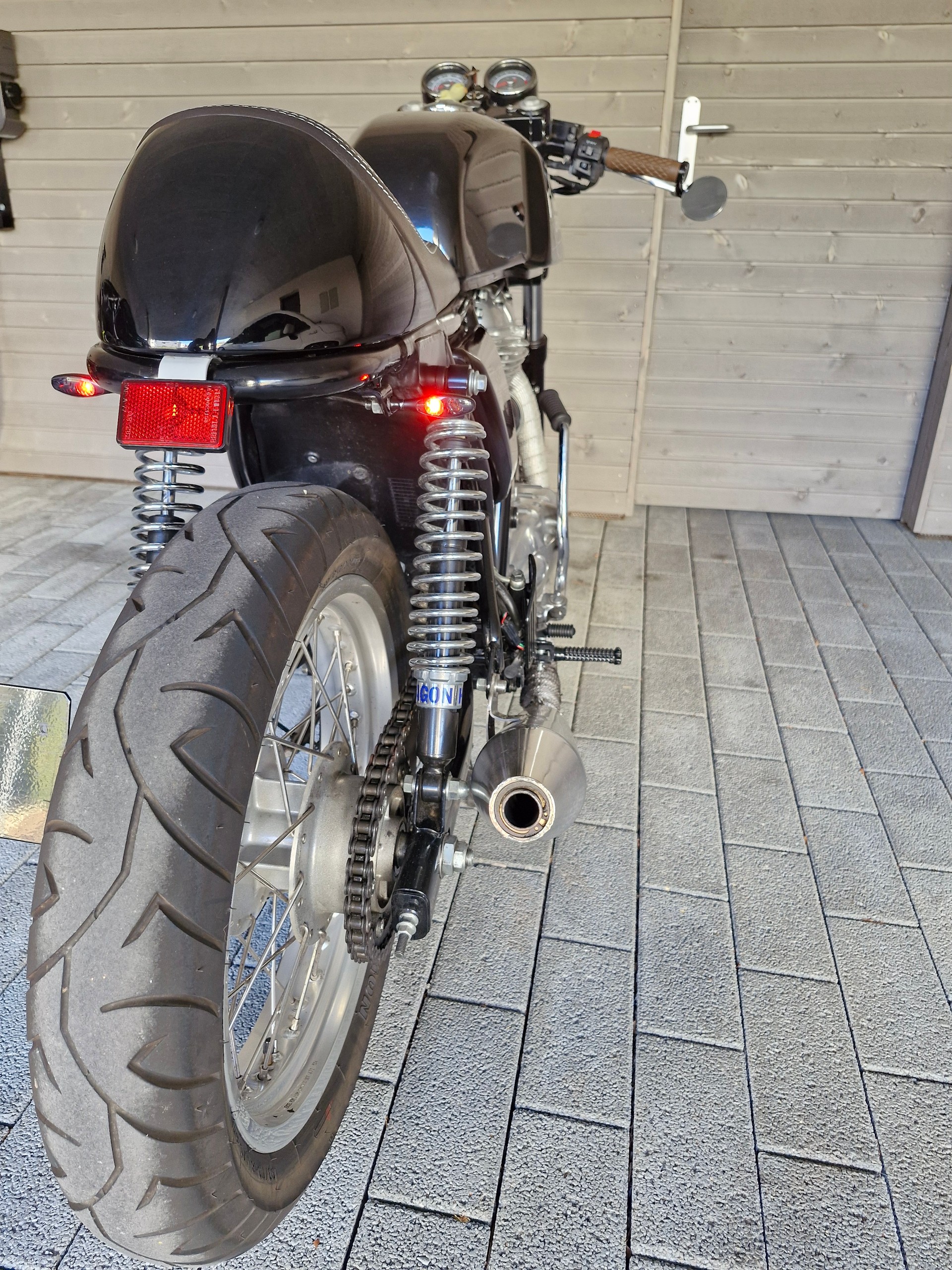 ROYAL ENFIELD Continental GT 535-image-6